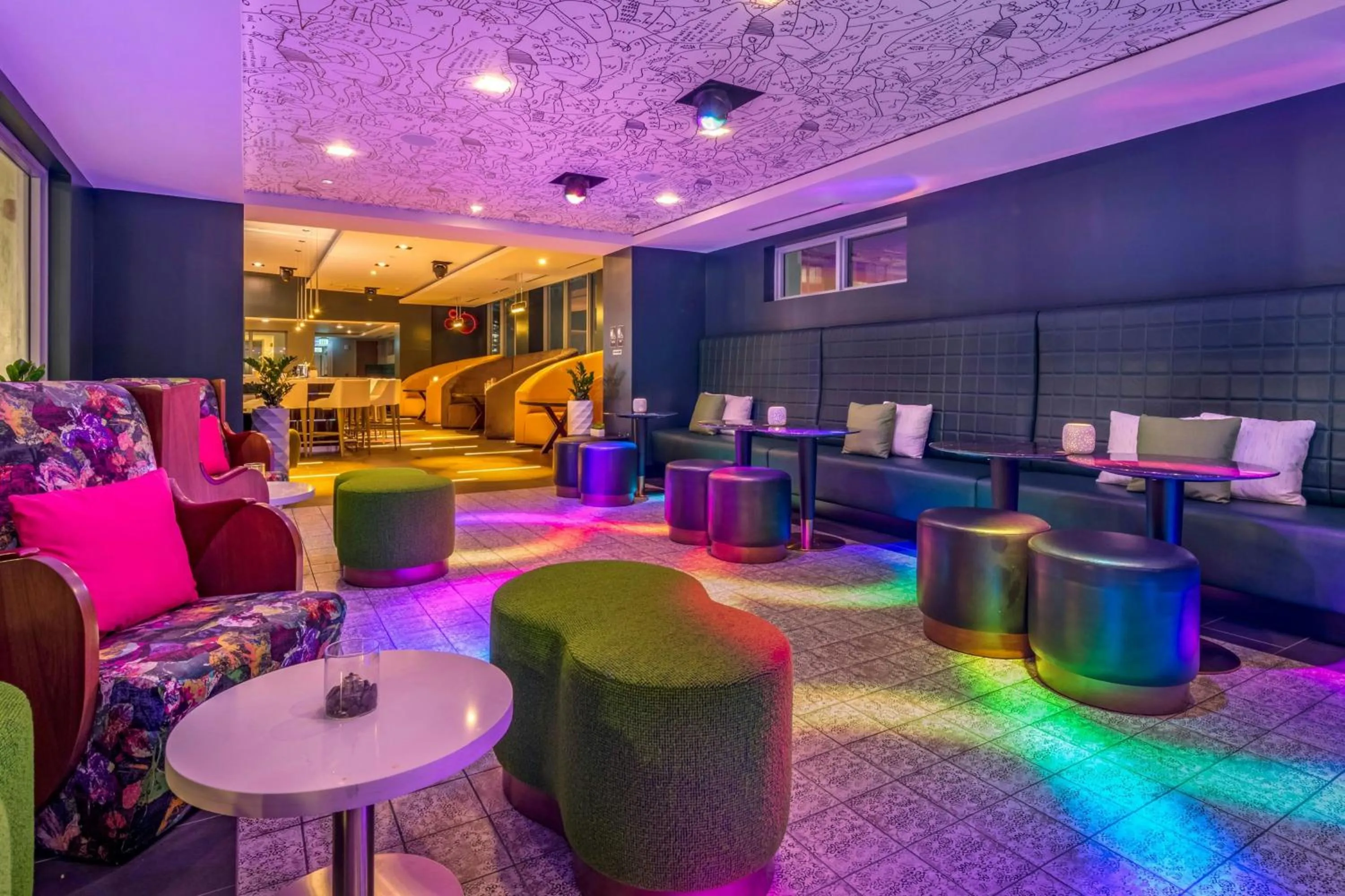 Lounge or bar in Courtyard by Marriott Fort Lauderdale Downtown