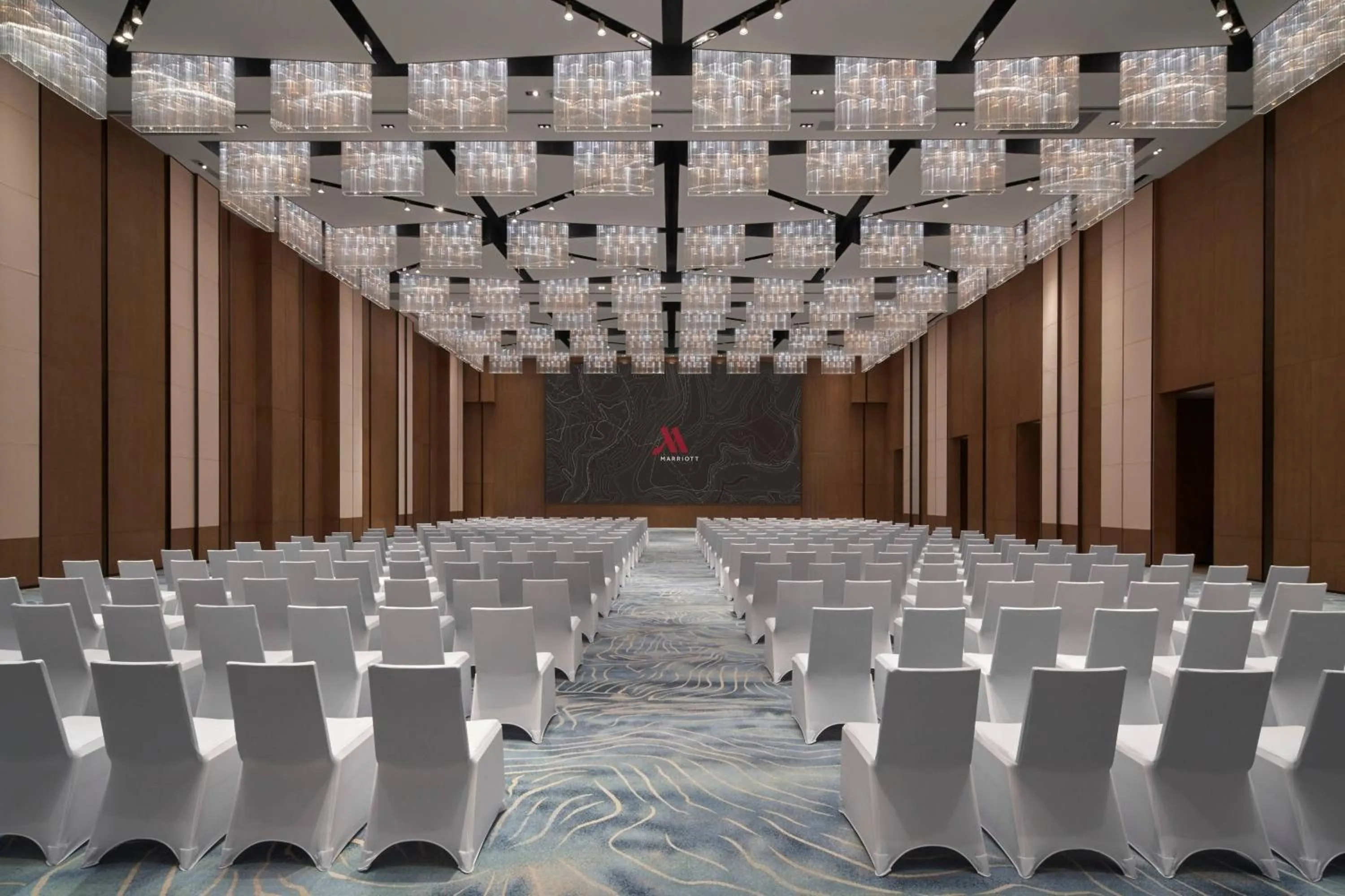 Entertainment in Fuzhou Marriott Hotel Riverside