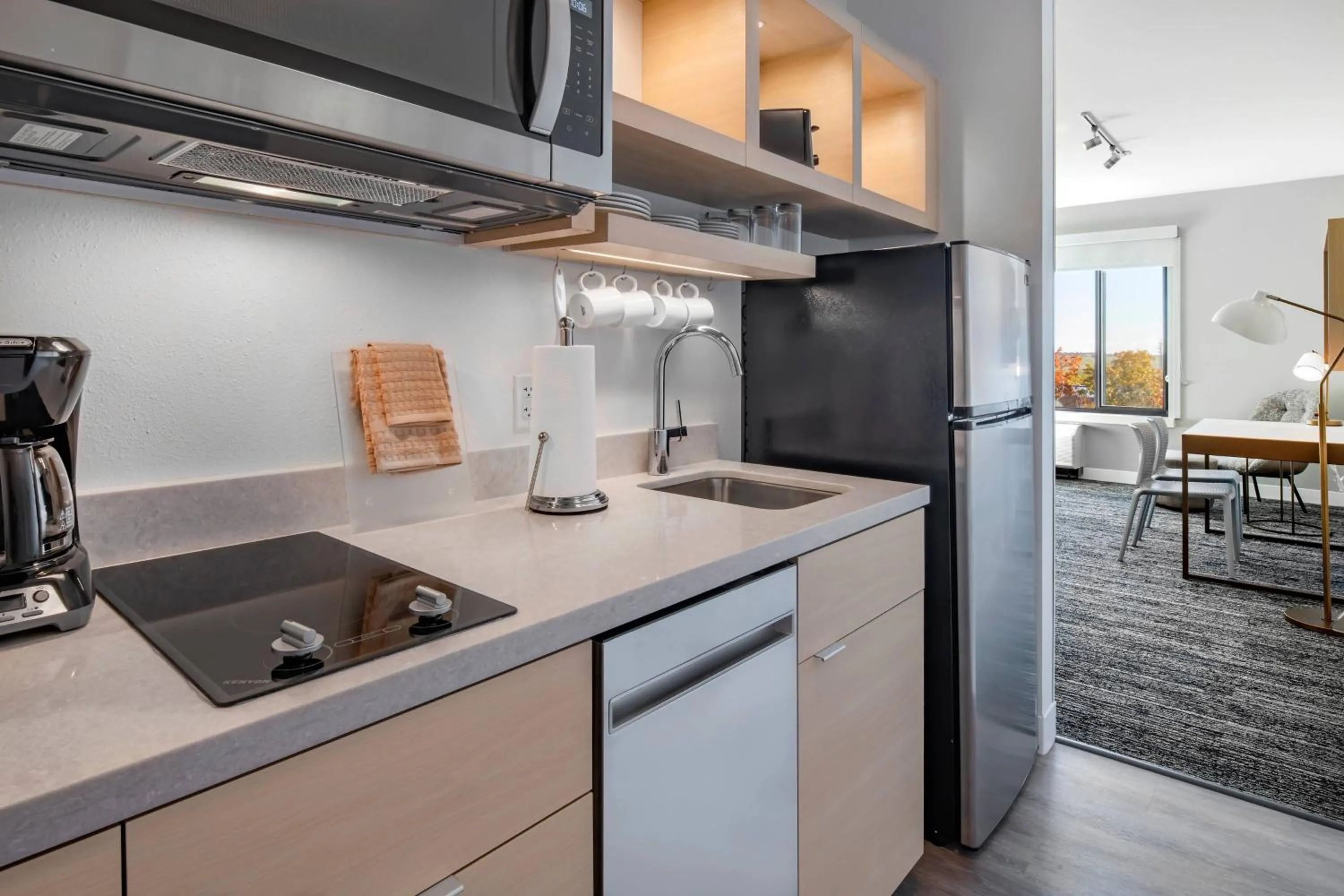 Kitchen or kitchenette in TownePlace Suites By Marriott Wrentham Plainville