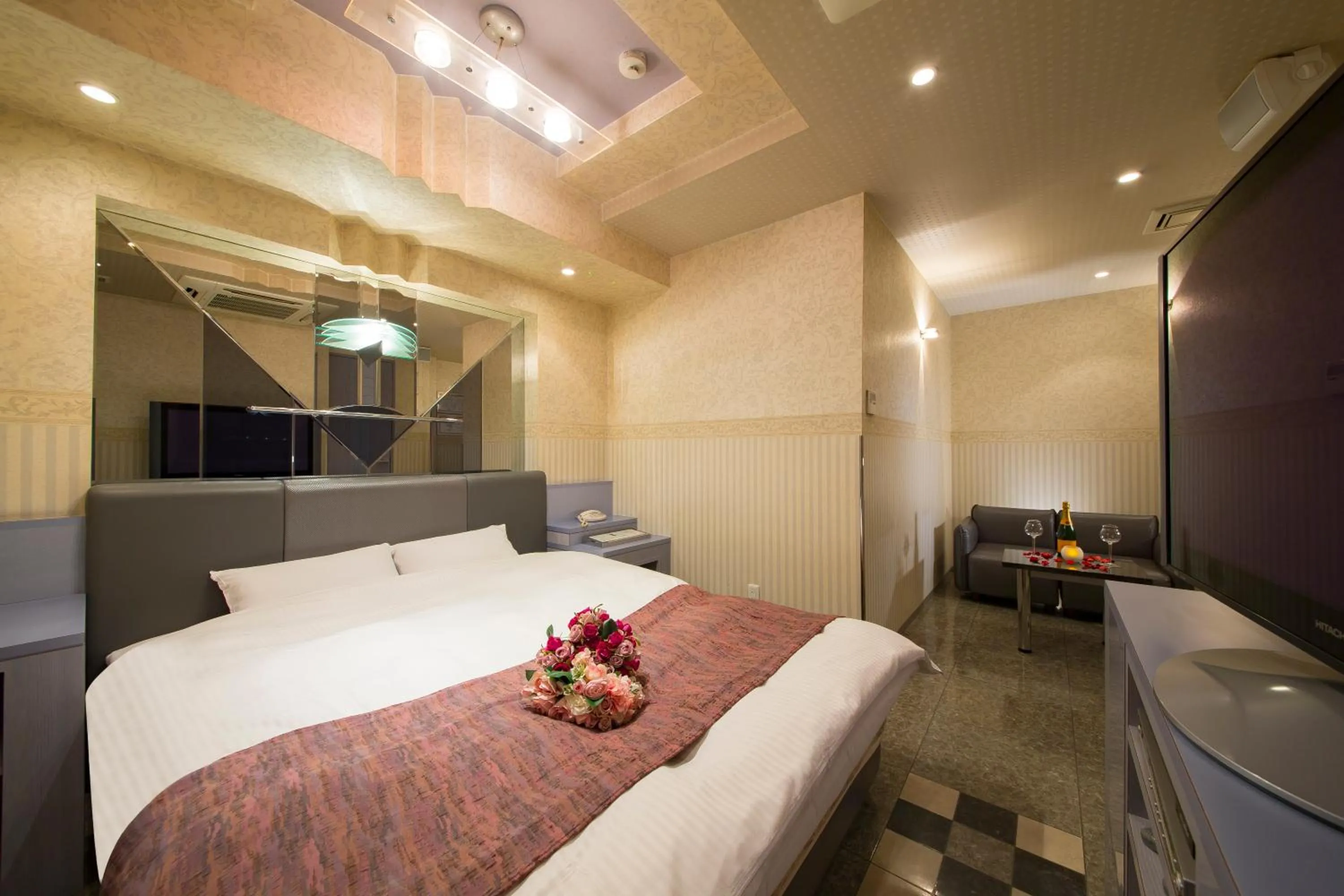 Bed in HOTEL THE i Adult only