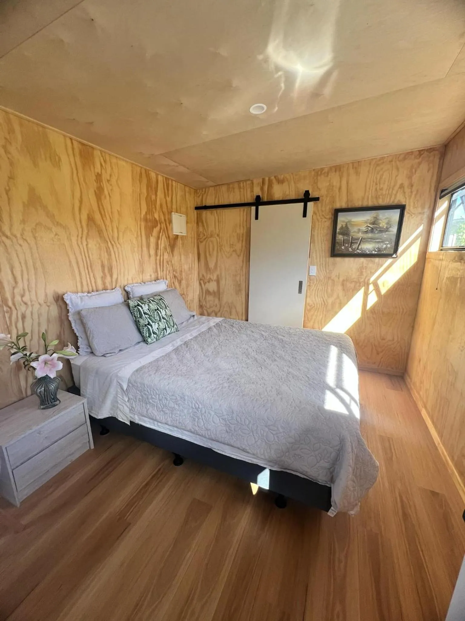 Bedroom, Bed in Mangawhai studio or book a room in Guest's House
