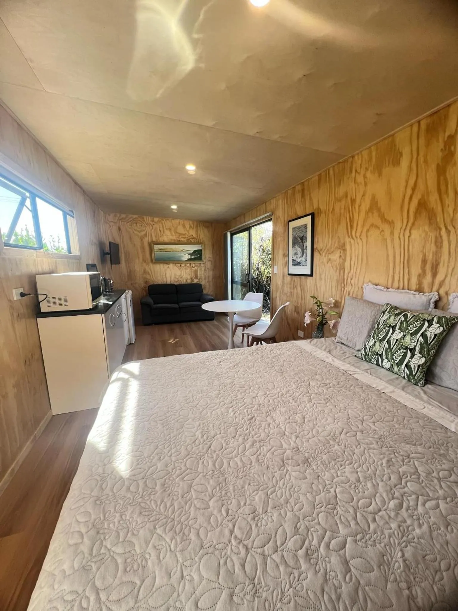 Bedroom, Bed in Mangawhai studio or book a room in Guest's House