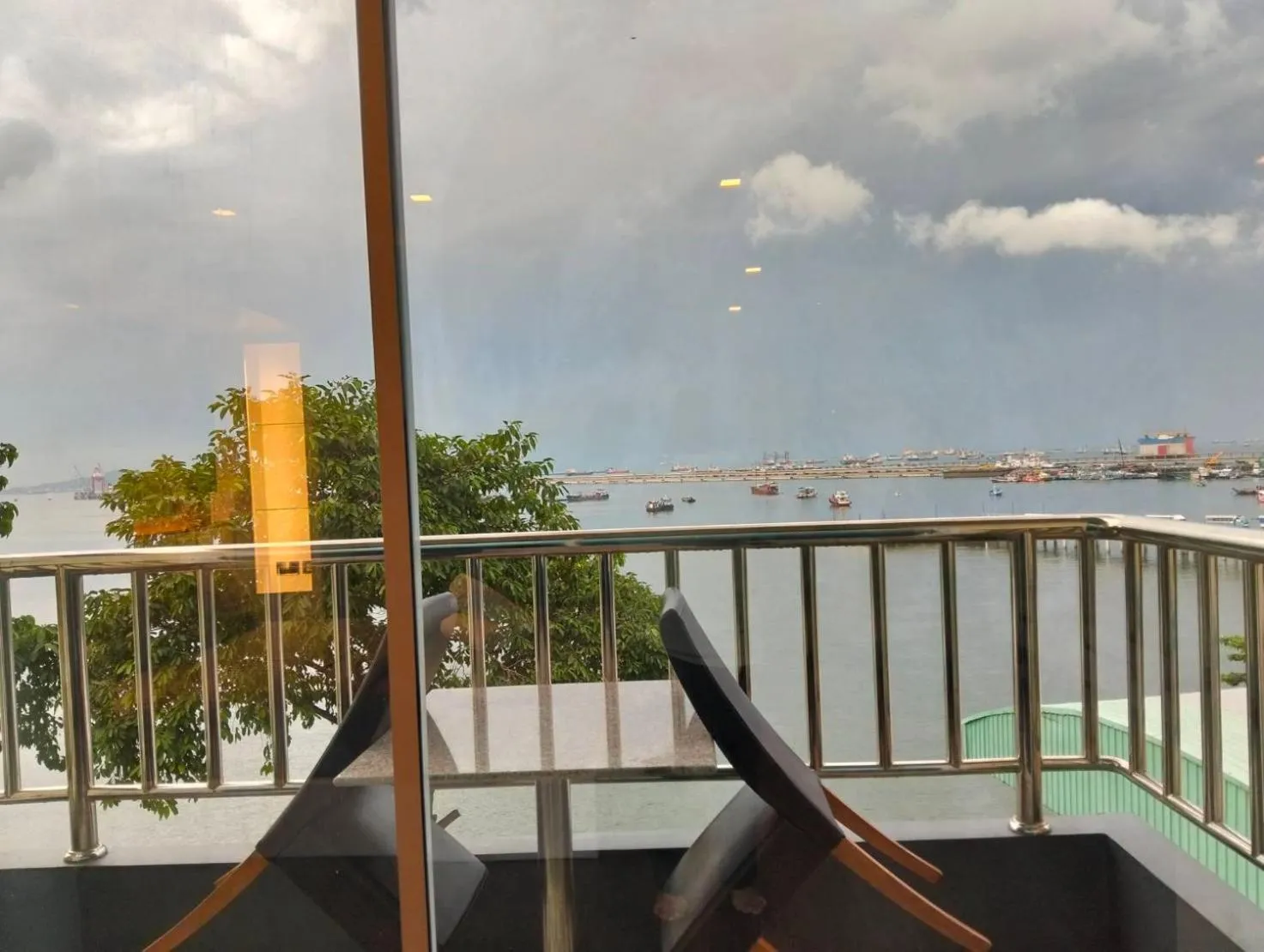 โรงแรม ชาโตว์วิสต้า