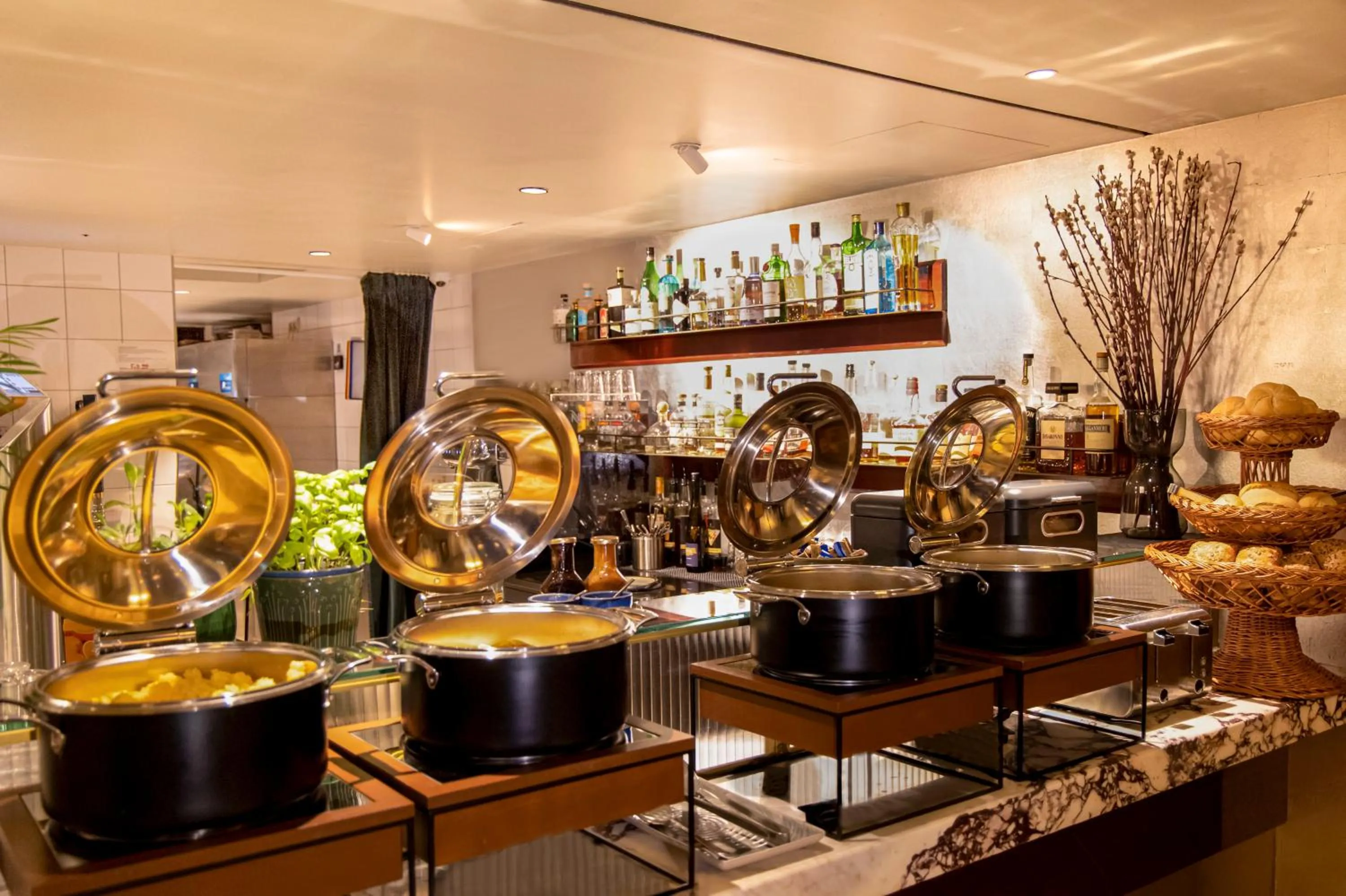 Buffet breakfast in MUZE Hotel Dusseldorf - Handwritten Collection