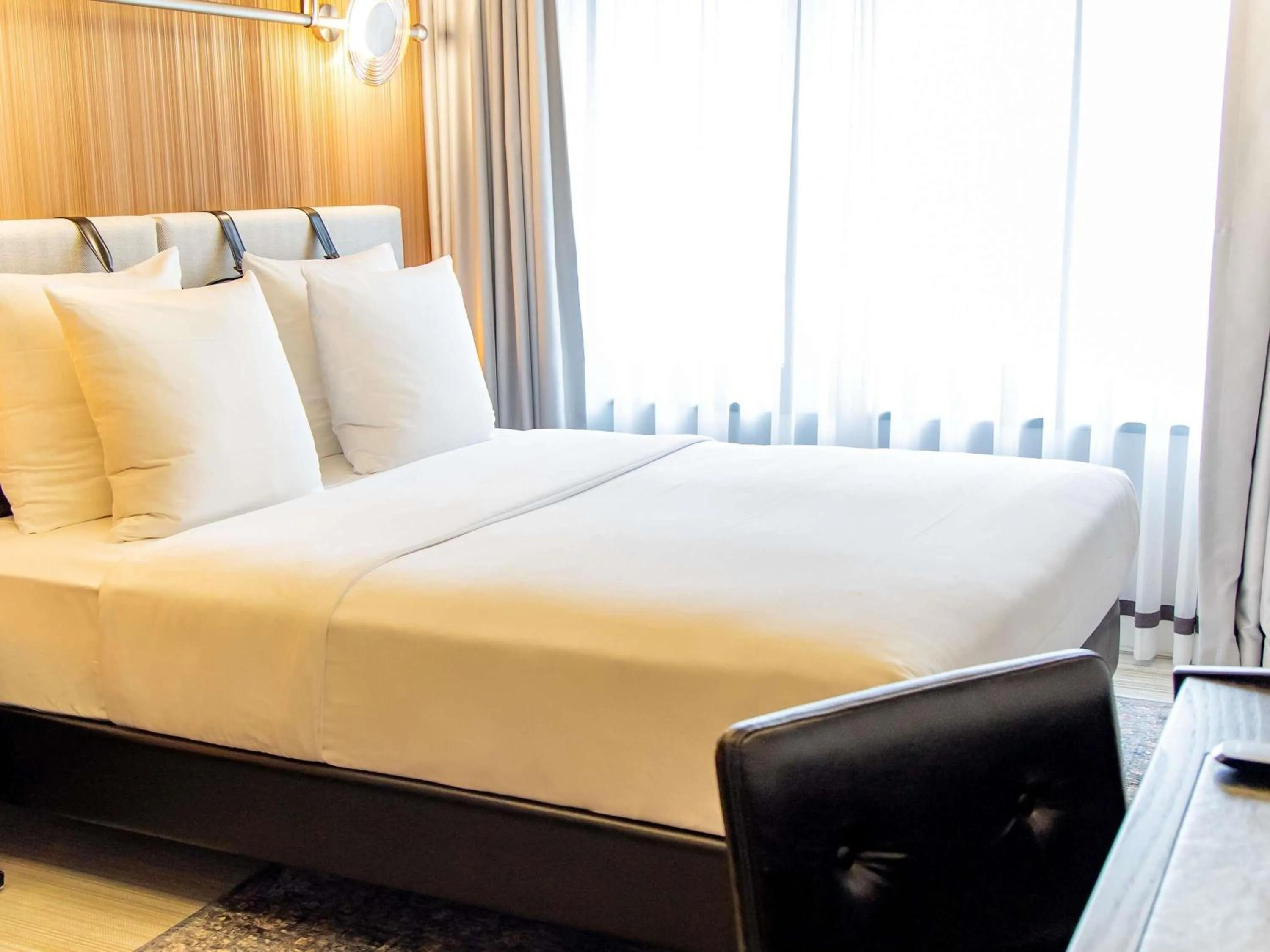 Bedroom, Bed in MUZE Hotel Dusseldorf - Handwritten Collection