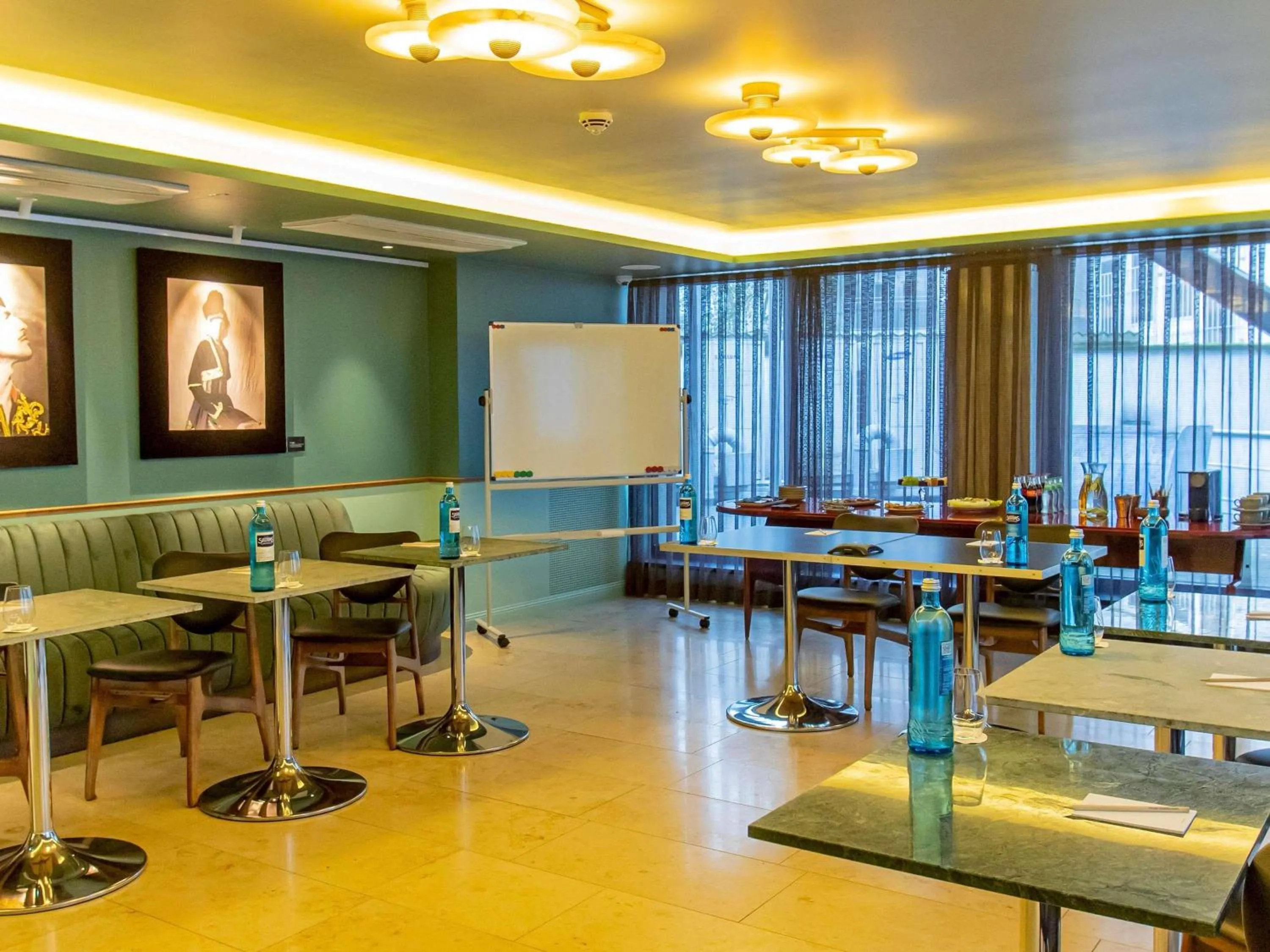 Meeting/conference room in MUZE Hotel Dusseldorf - Handwritten Collection