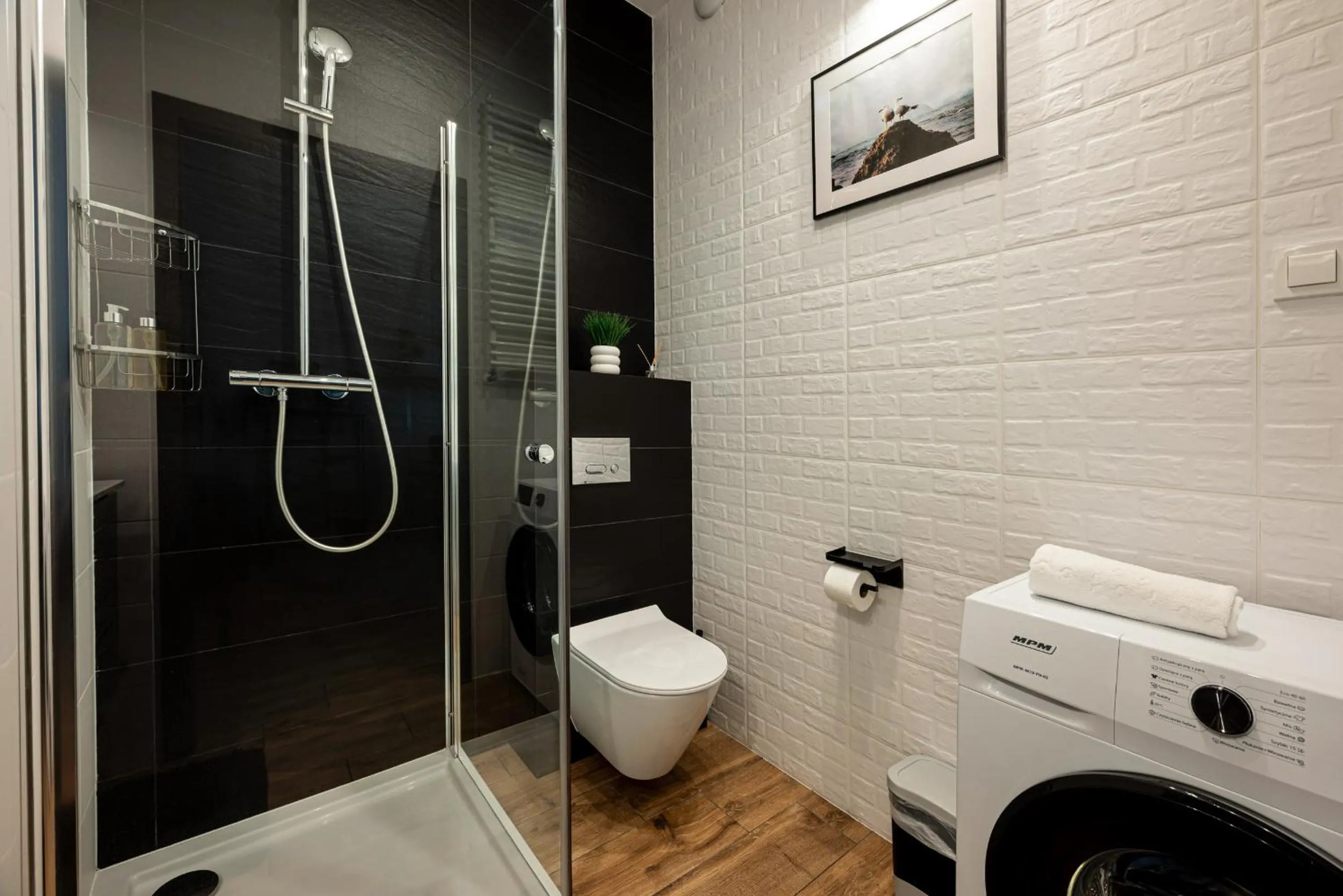 Shower in RentPlanet - Apartamenty Jagiełły