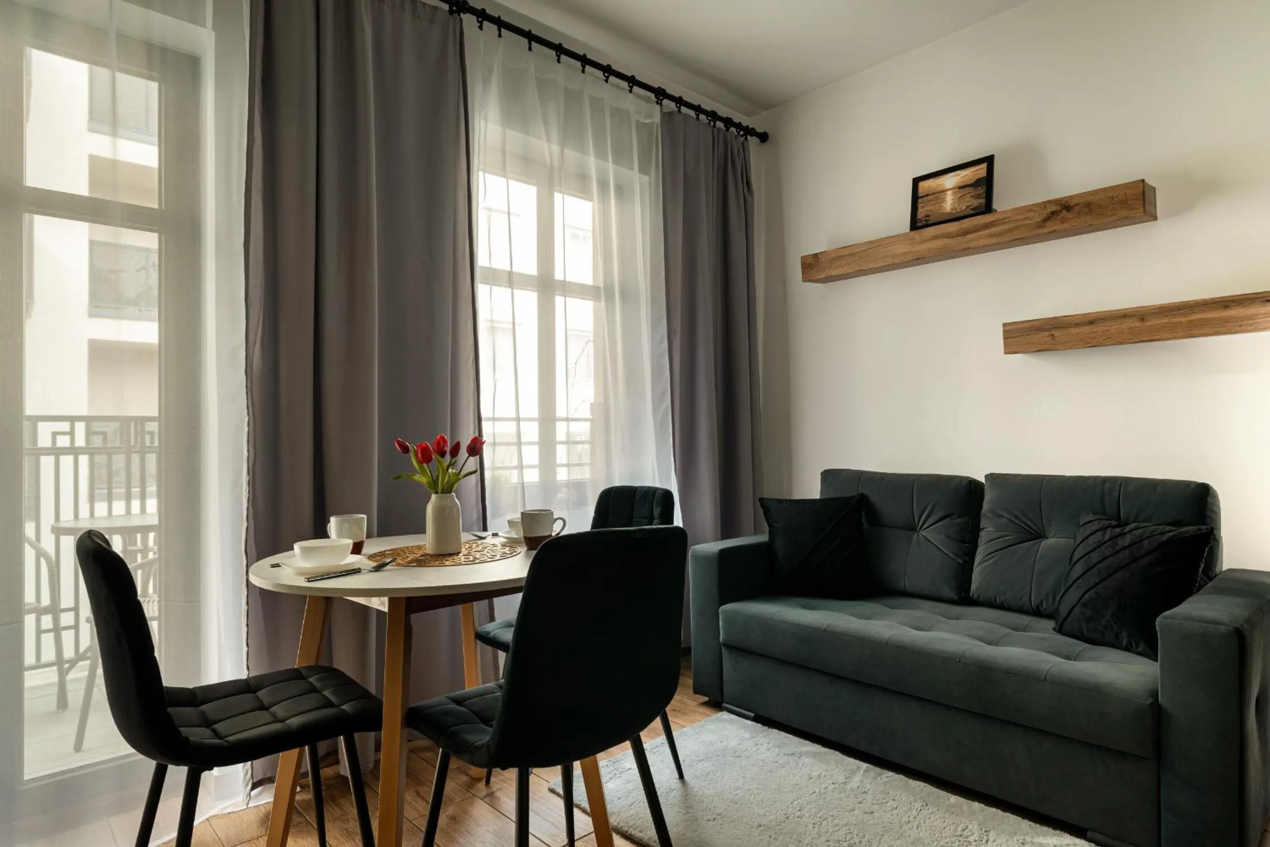 Seating area in RentPlanet - Apartamenty Jagiełły