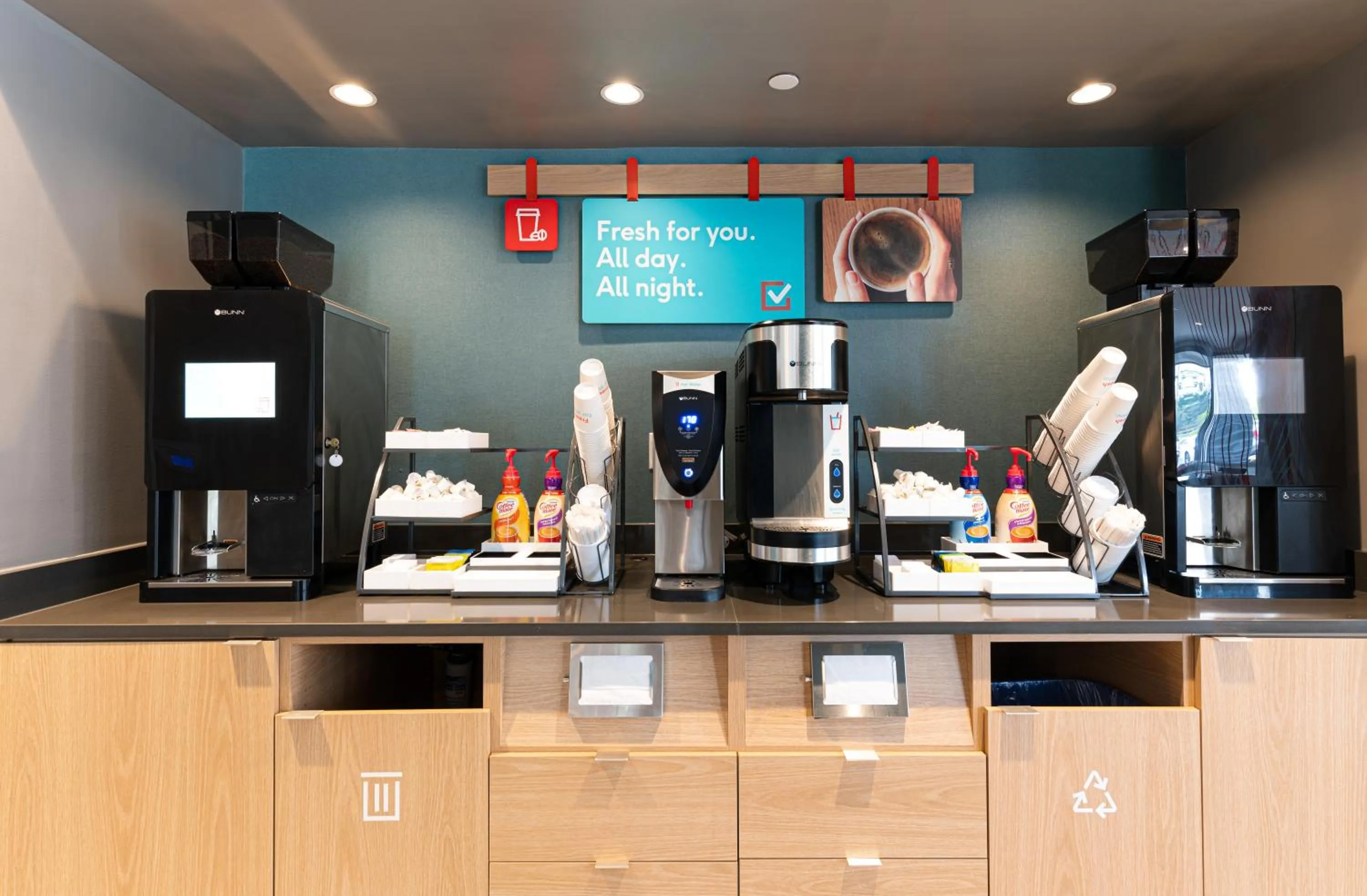 Coffee/tea facilities in avid hotel Summerville by IHG
