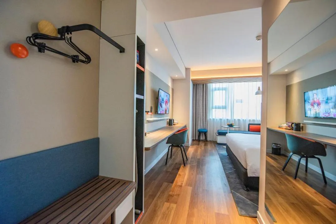 Photo of the whole room in Holiday Inn Express Quanzhou City Center by IHG