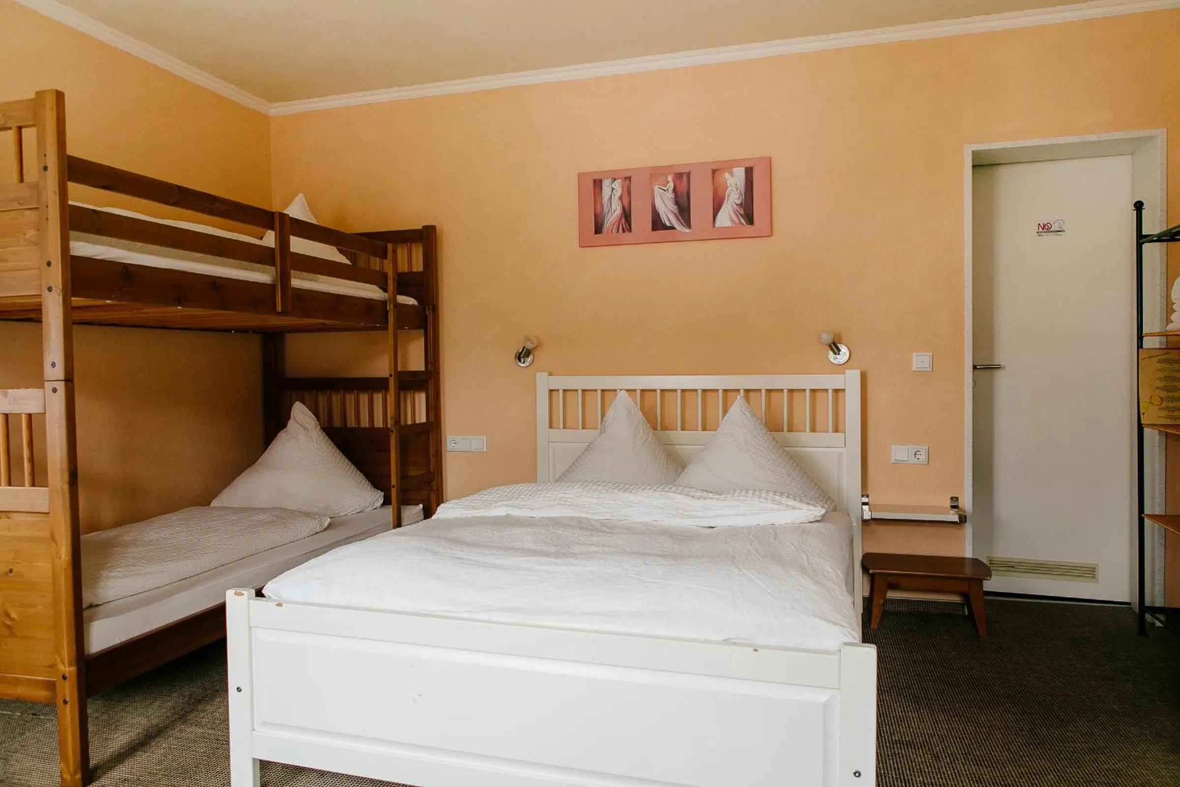 Bed in Landhotel Airport-Inn