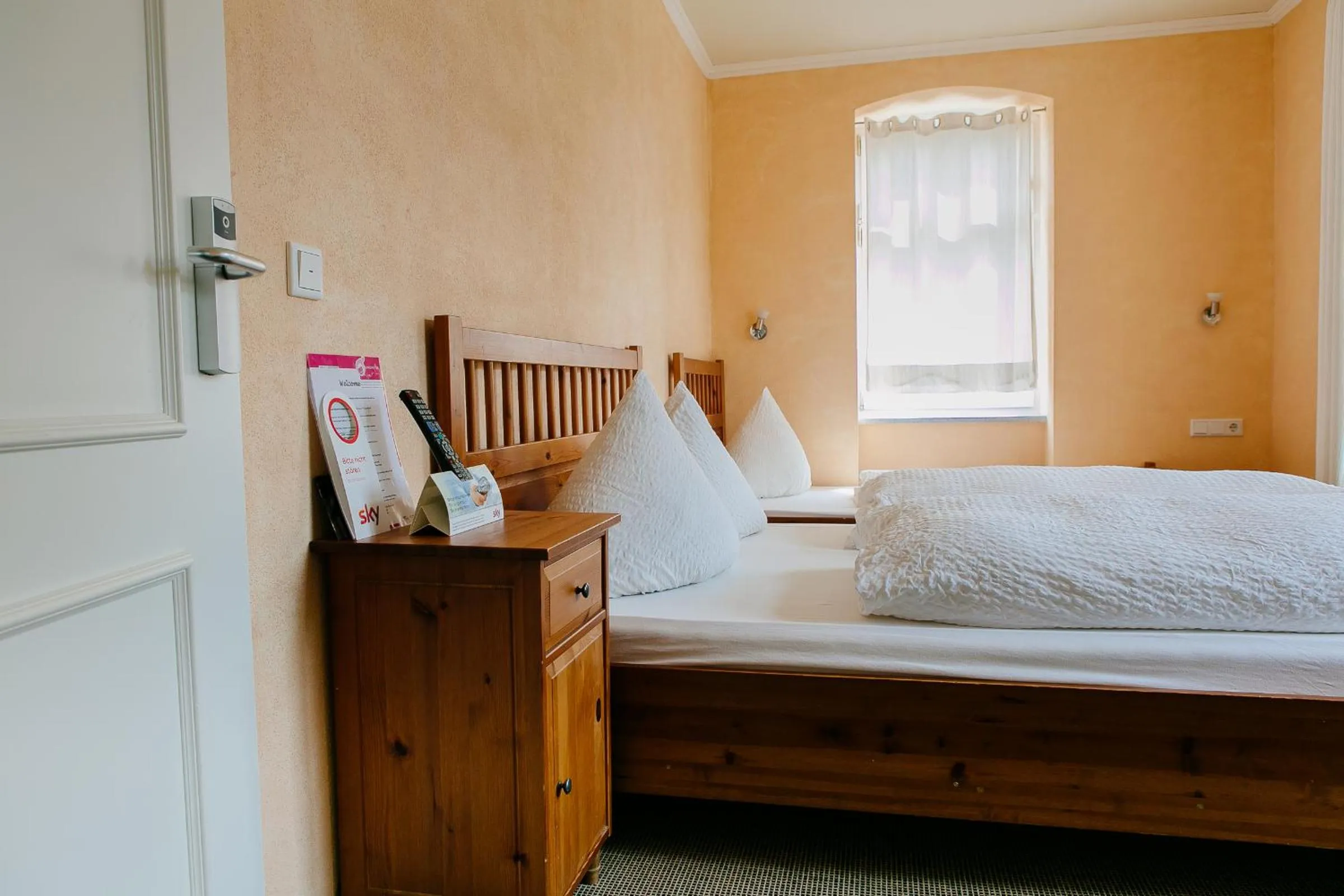 Bed in Landhotel Airport-Inn