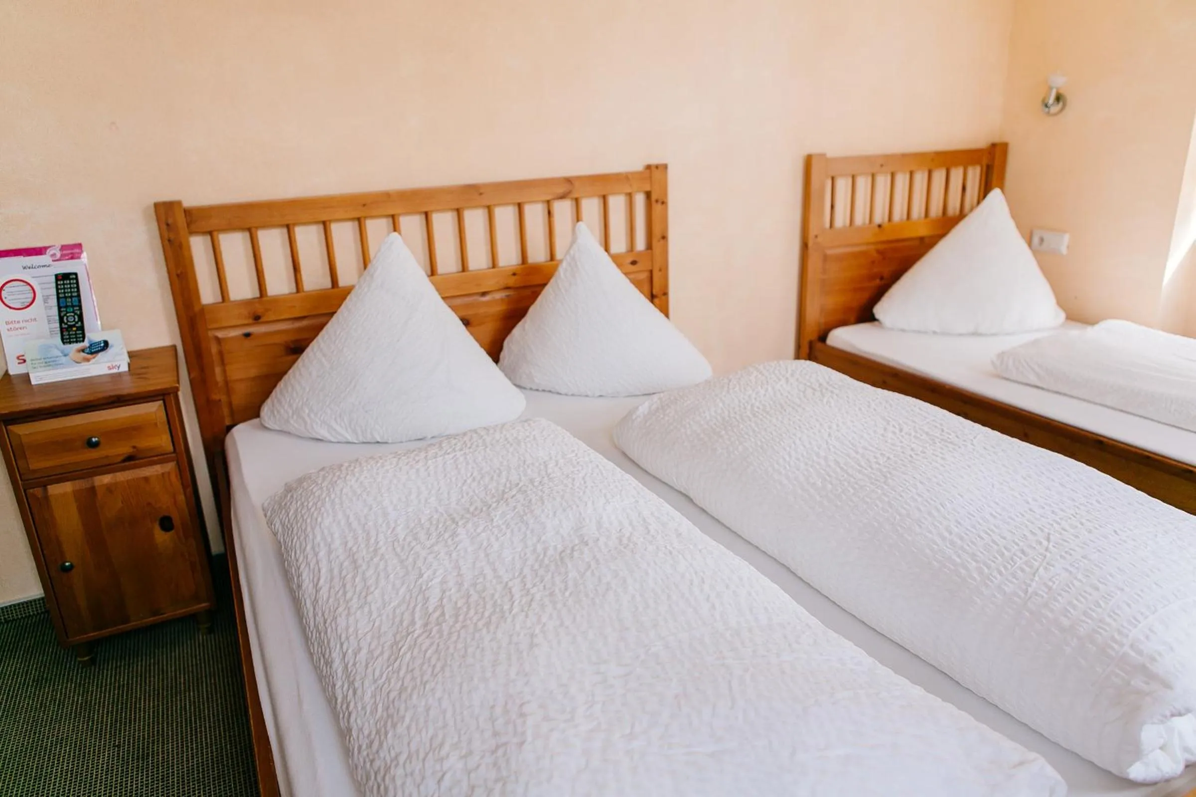 Bed in Landhotel Airport-Inn