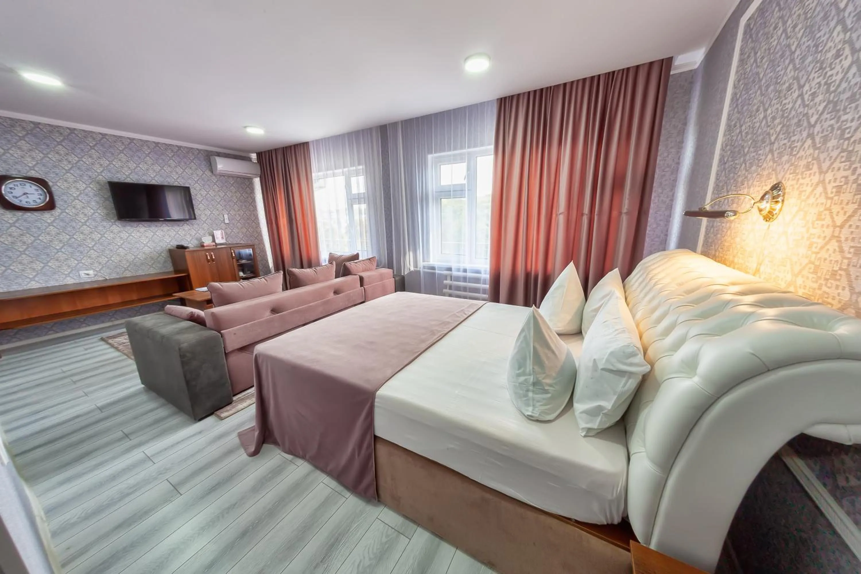 Bed in Hotel Osh-Nuru