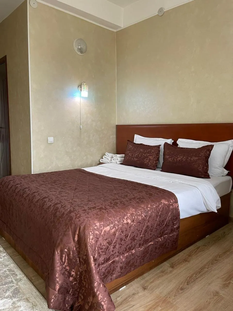 Bed in Hotel Osh-Nuru
