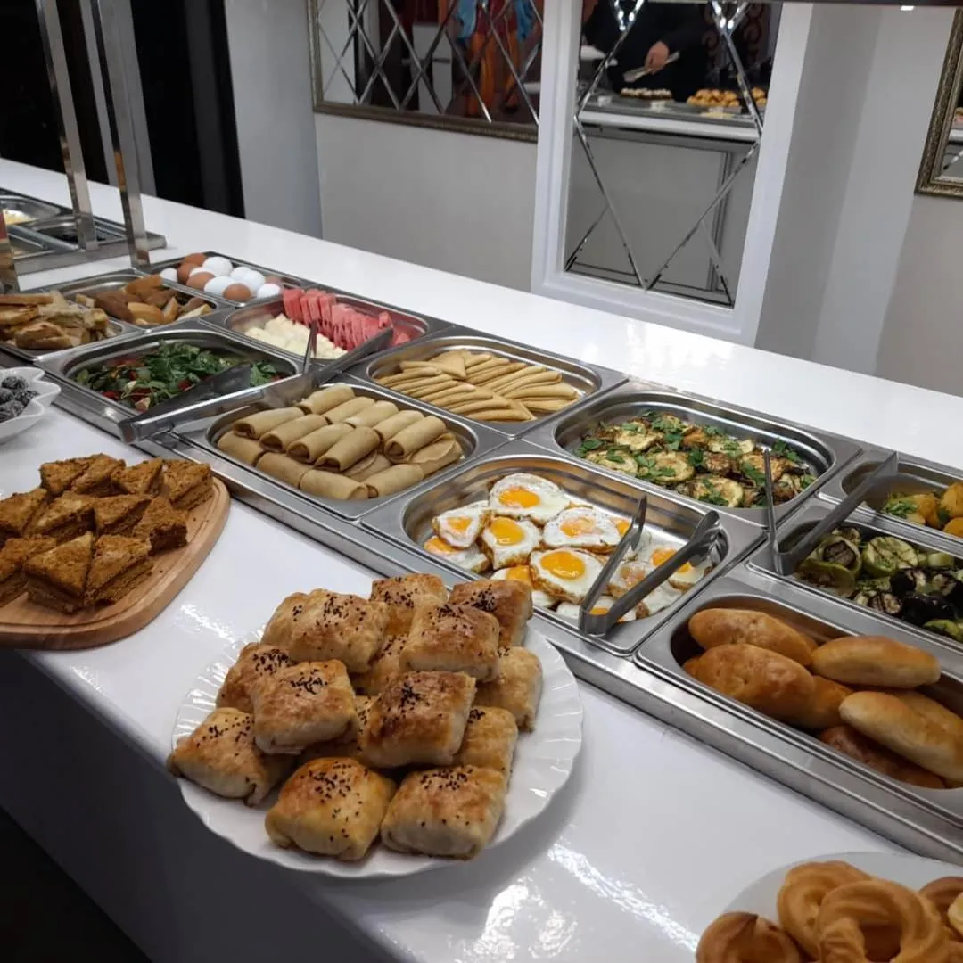 Restaurant/places to eat in Hotel Osh-Nuru