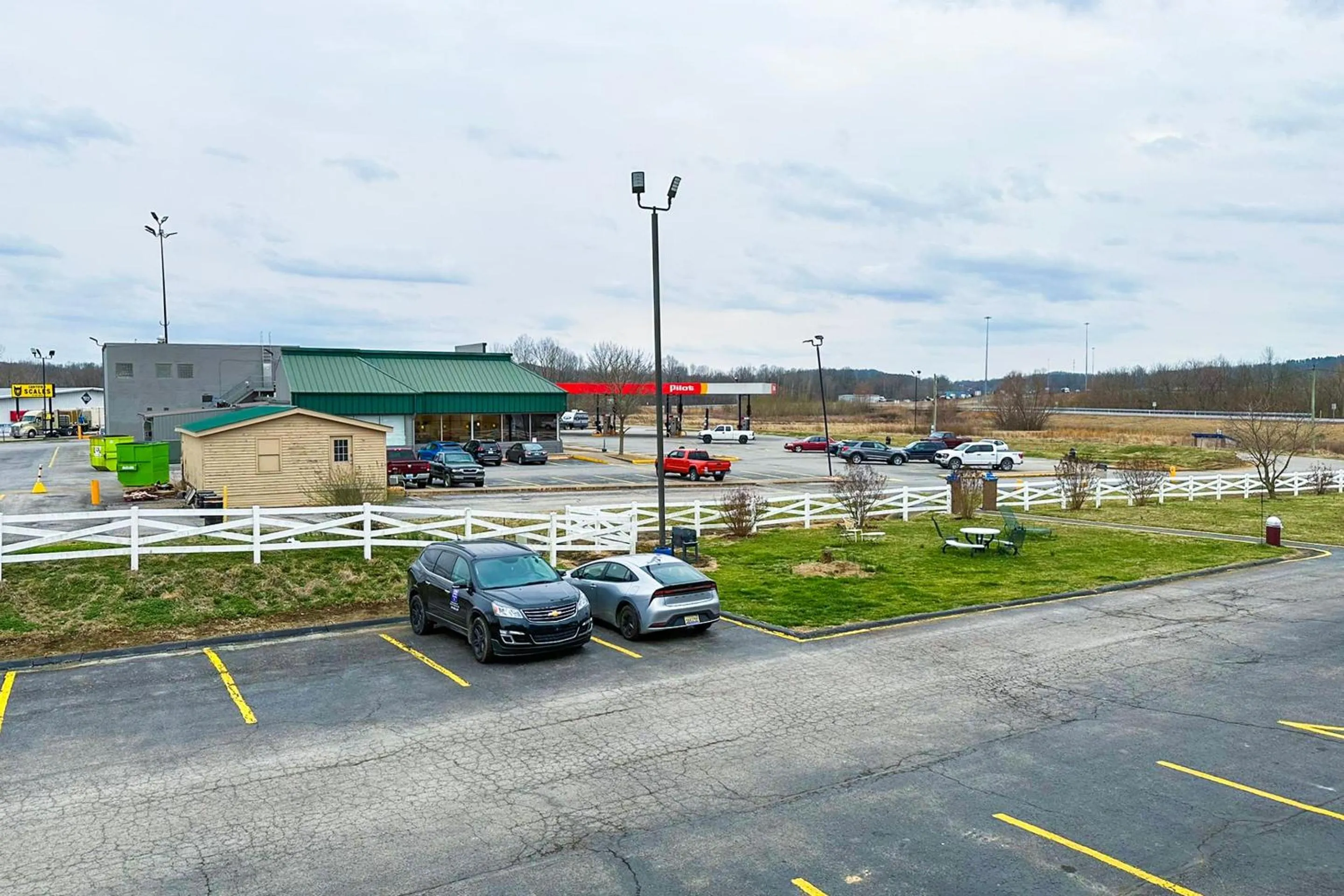 On site in Happy Stay Inn Madisonville I-69 By OYO