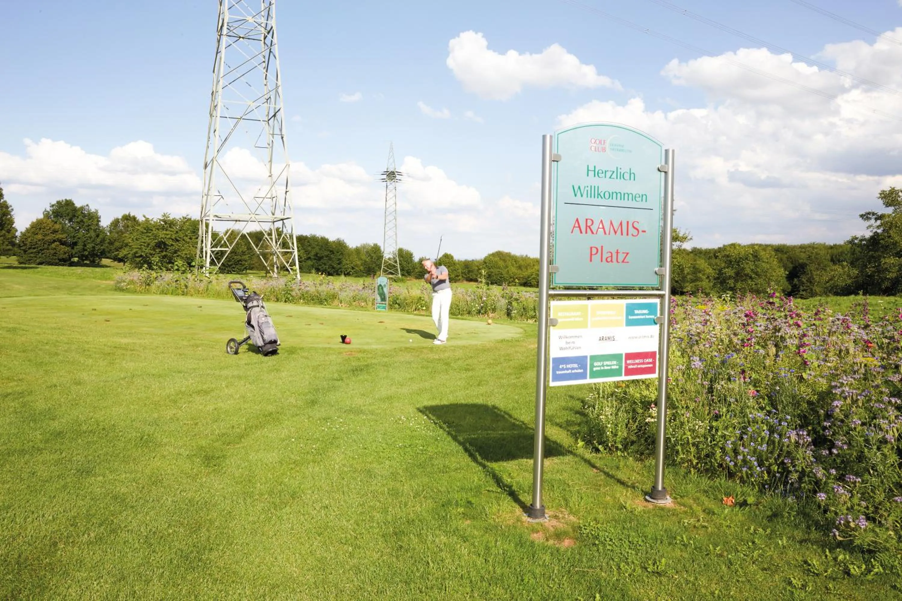 Golfcourse in ARAMIS Tagungs- und Sporthotel