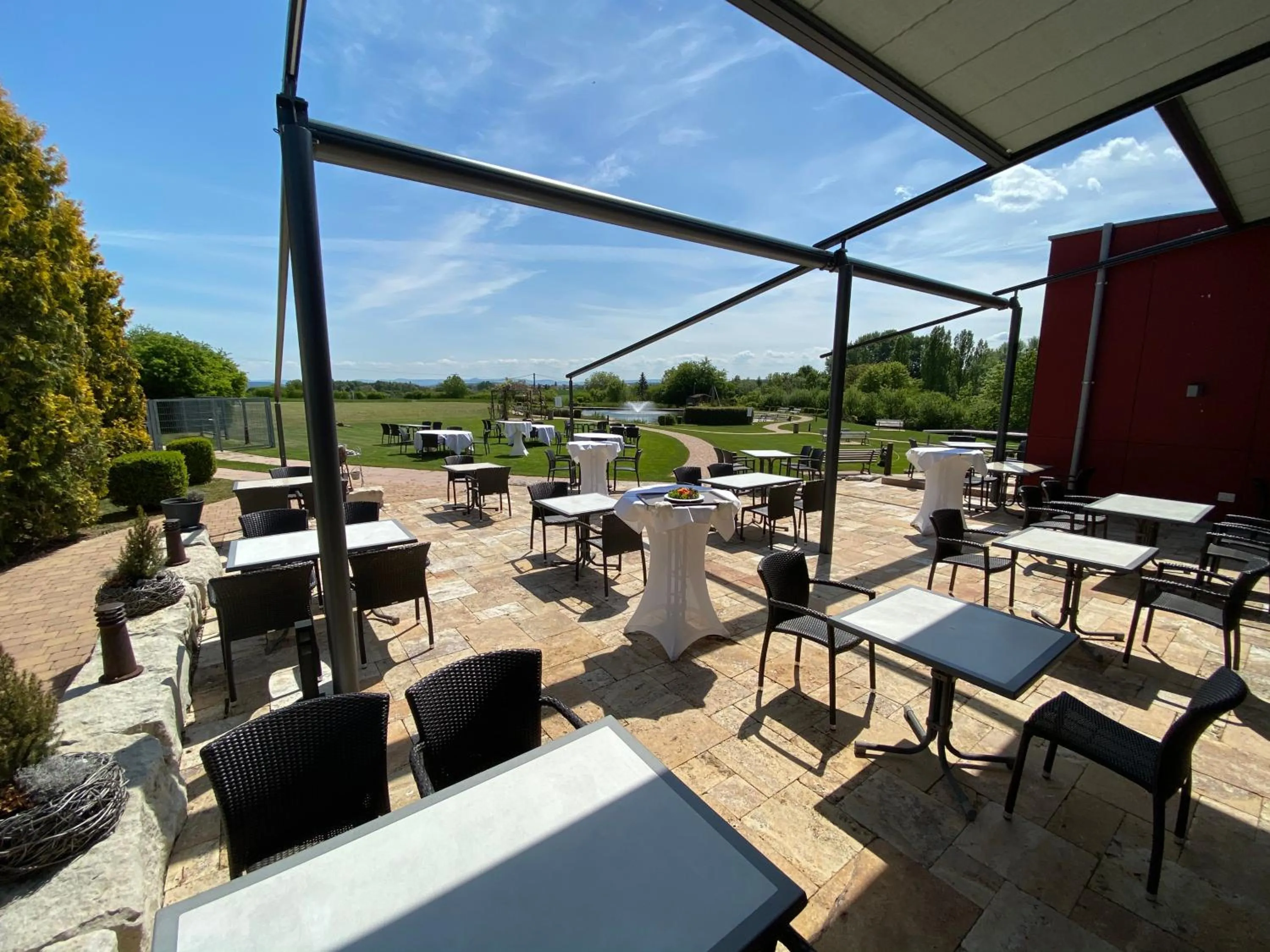 Balcony/Terrace in ARAMIS Tagungs- und Sporthotel