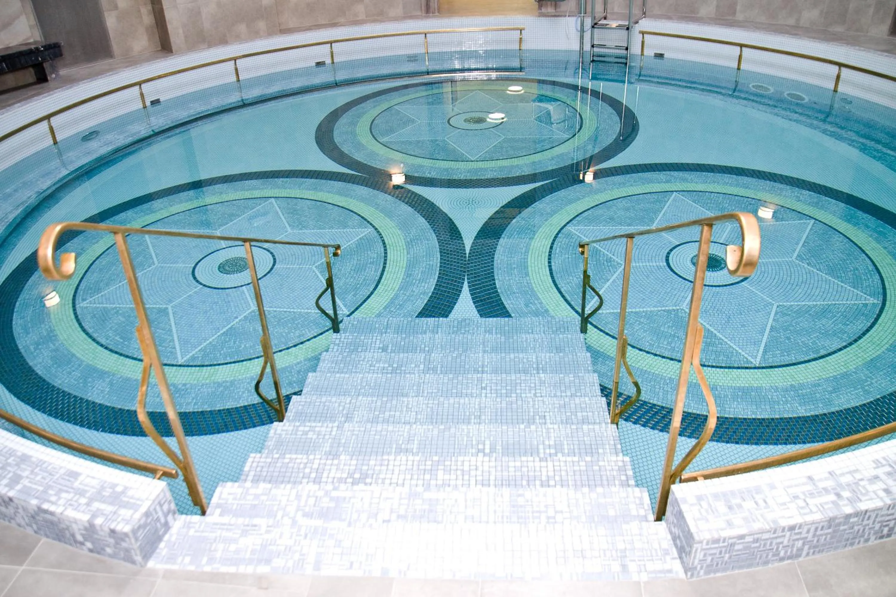 Swimming pool in Uzdrowisko Cieplice - Dom Zdrojowy