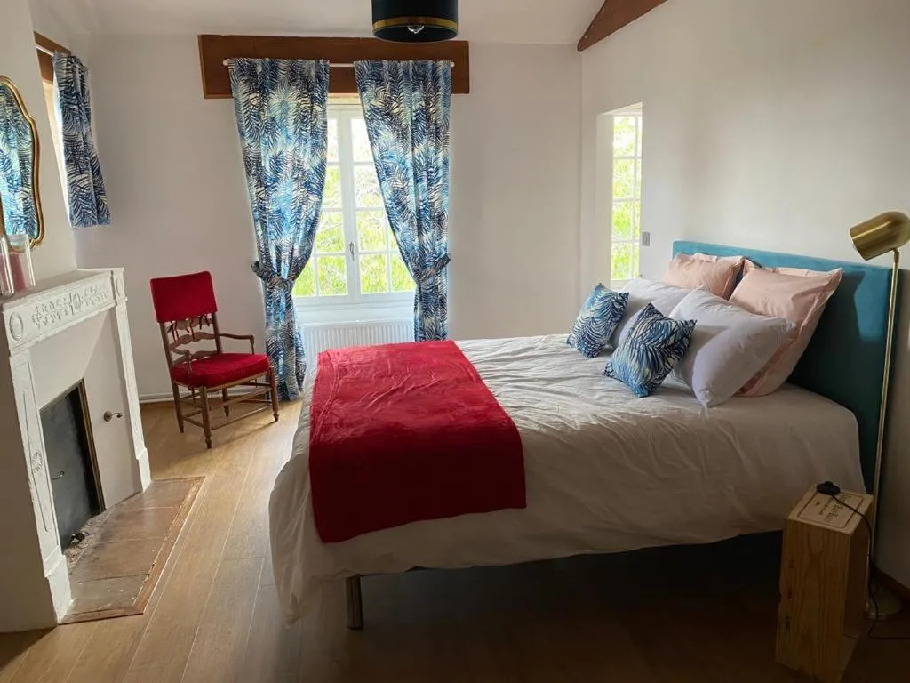 Bed in Le Jardin dans les vignes