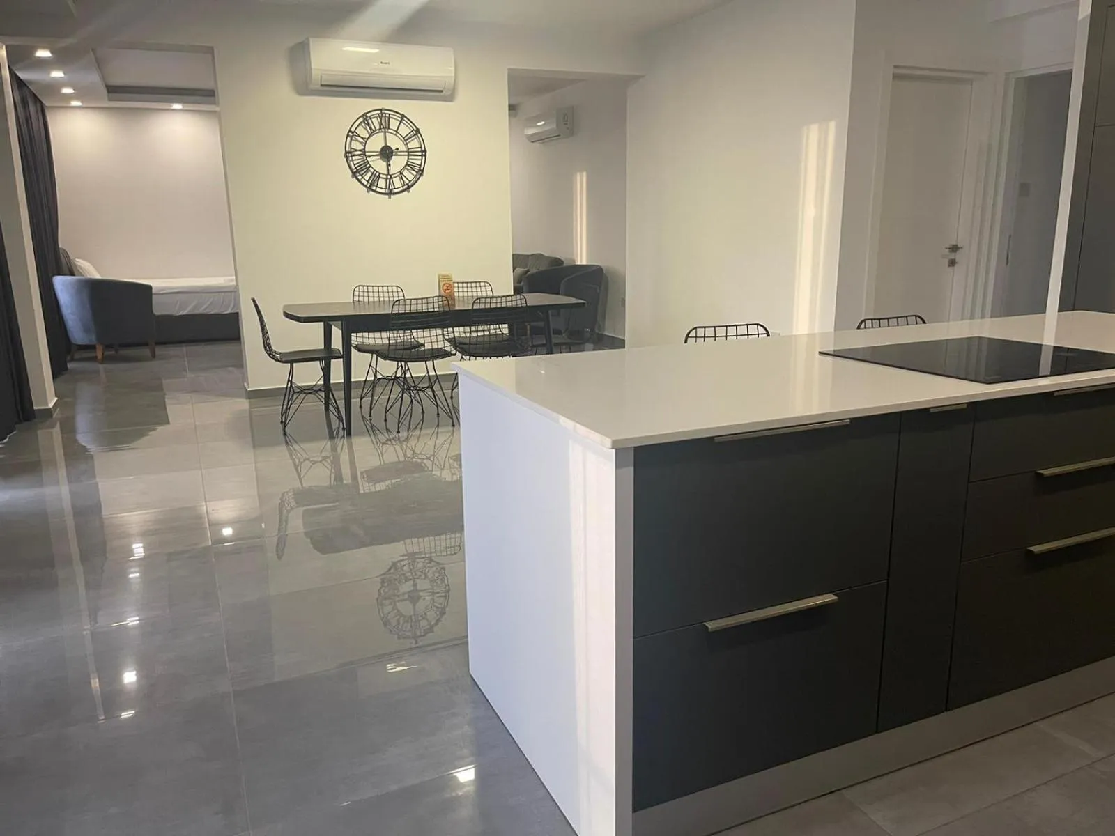 Living room in Courtyard Long Beach Holiday Resort