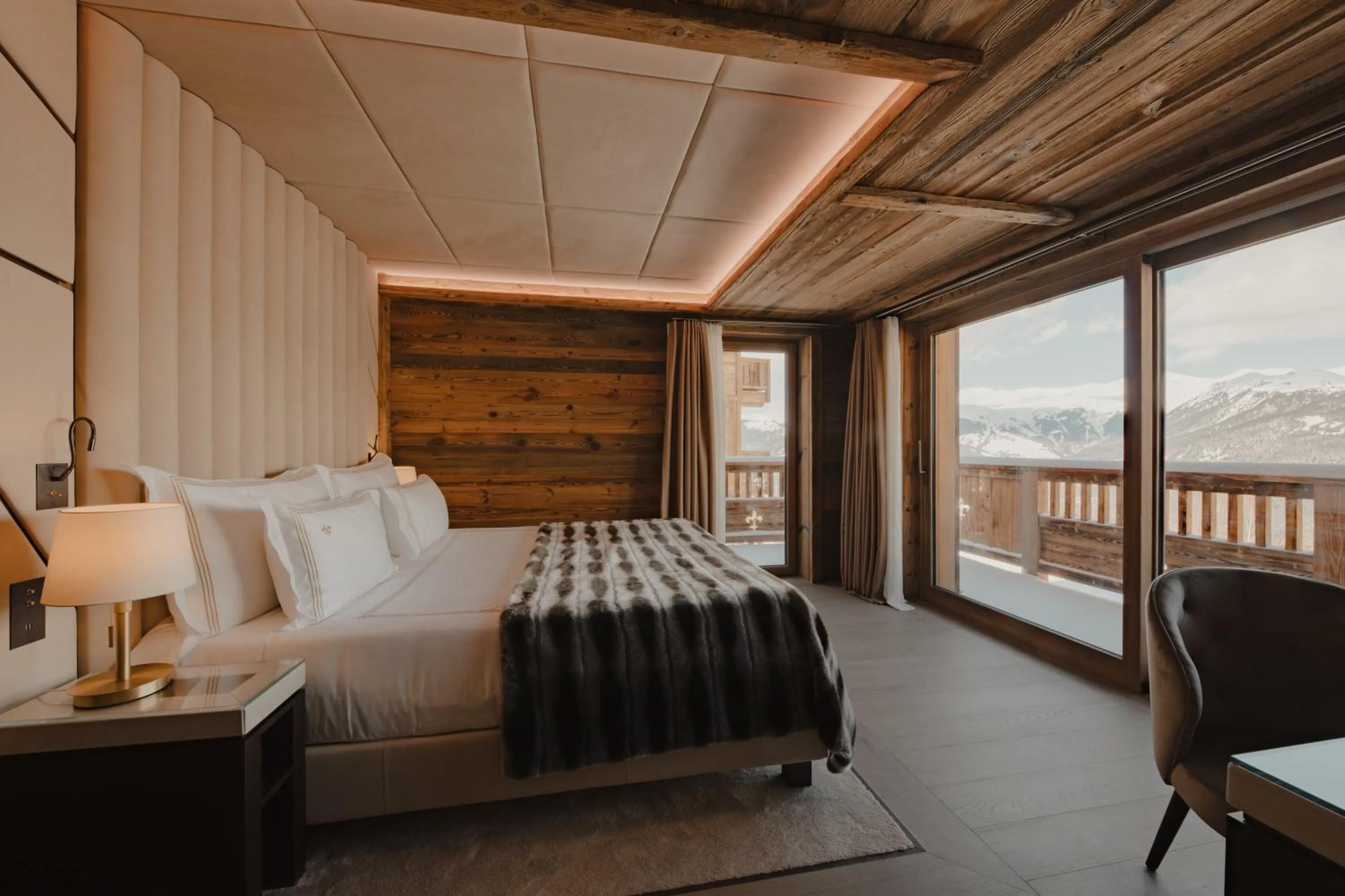 Bed in Ultima Hotel Courchevel