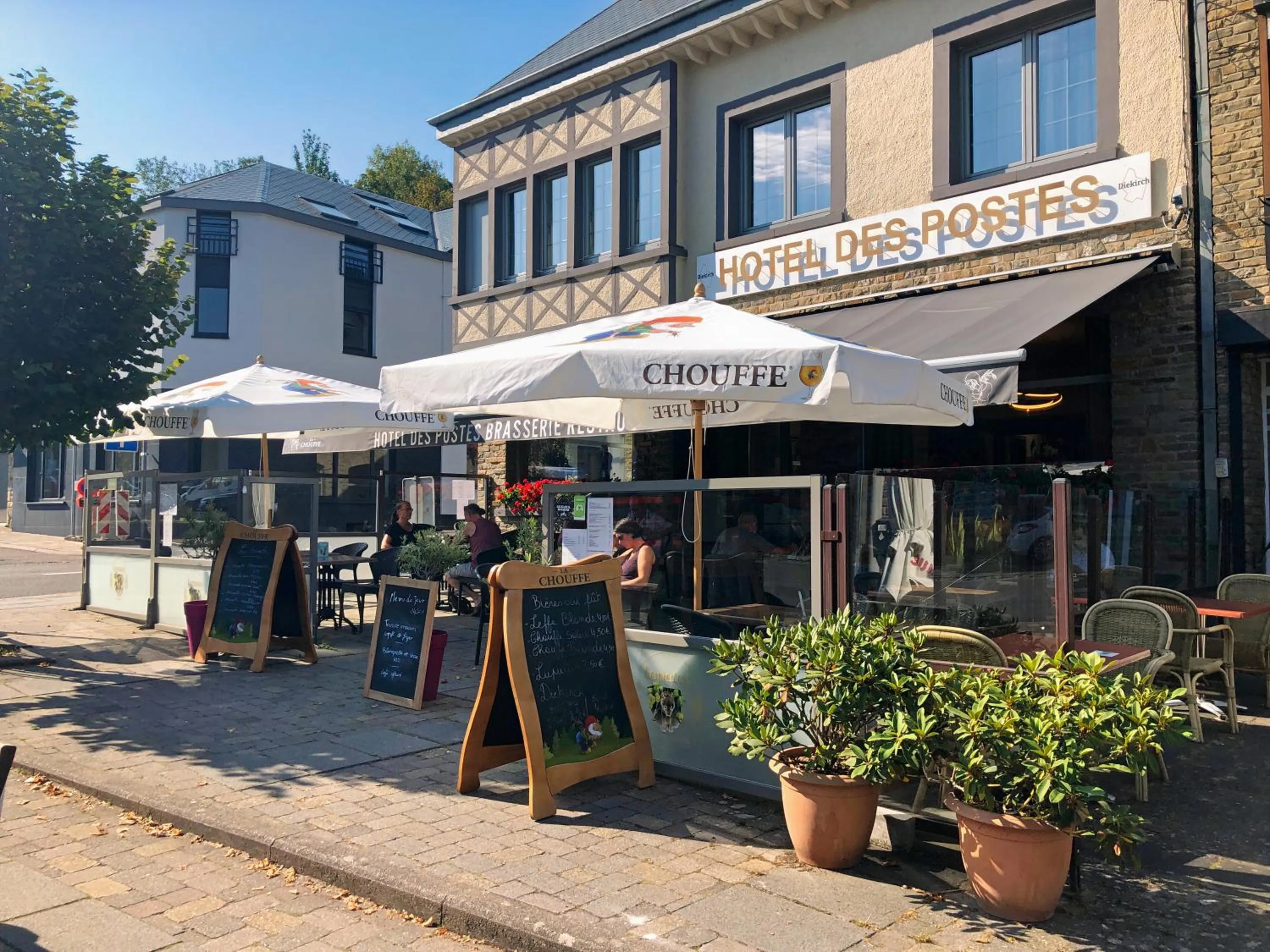 Patio in Hotel des Postes