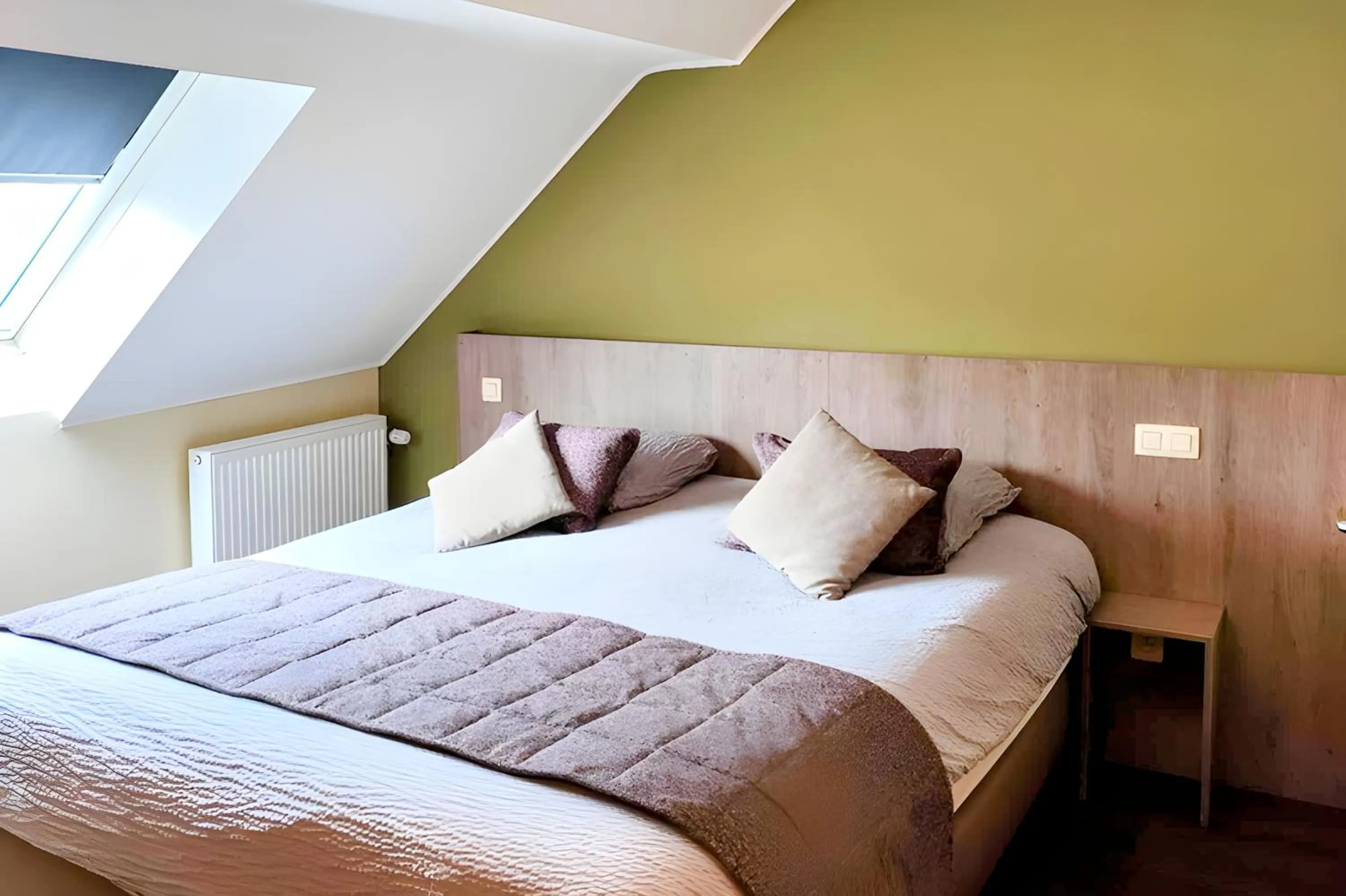 Bed in Hotel des Postes