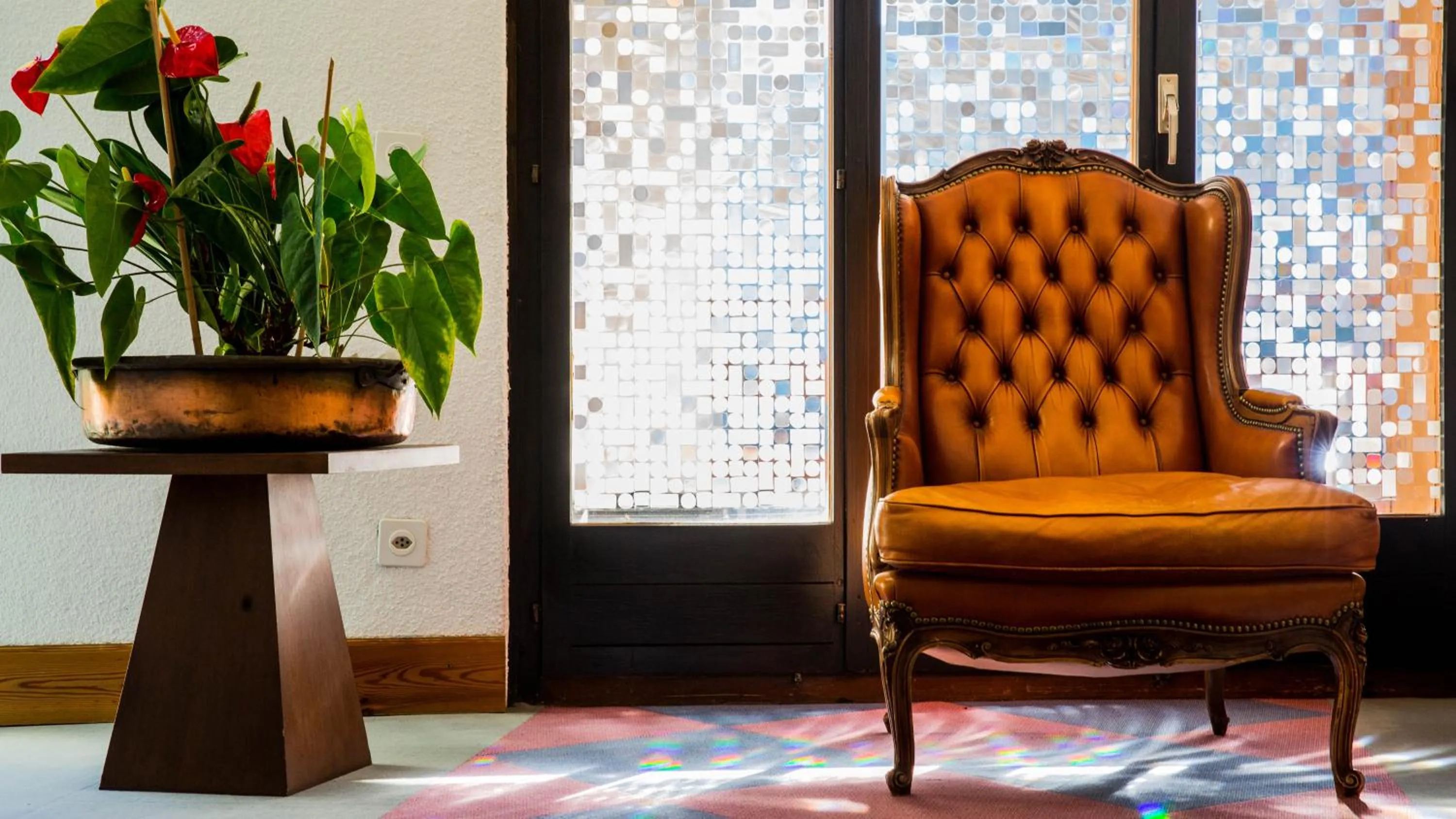 Decorative detail in Hotel Astoria