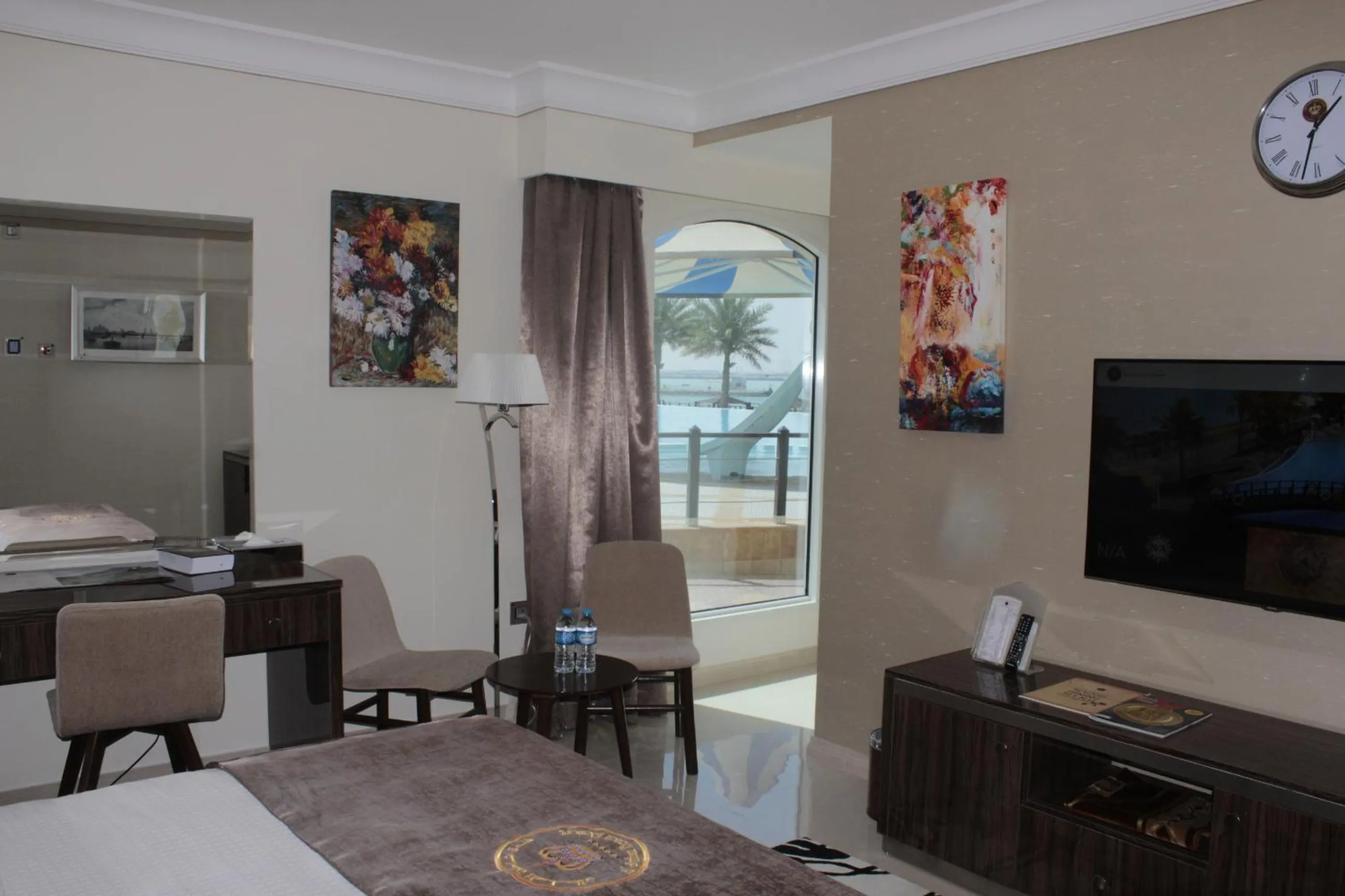 Photo of the whole room, Bed in Tio Sea Resort