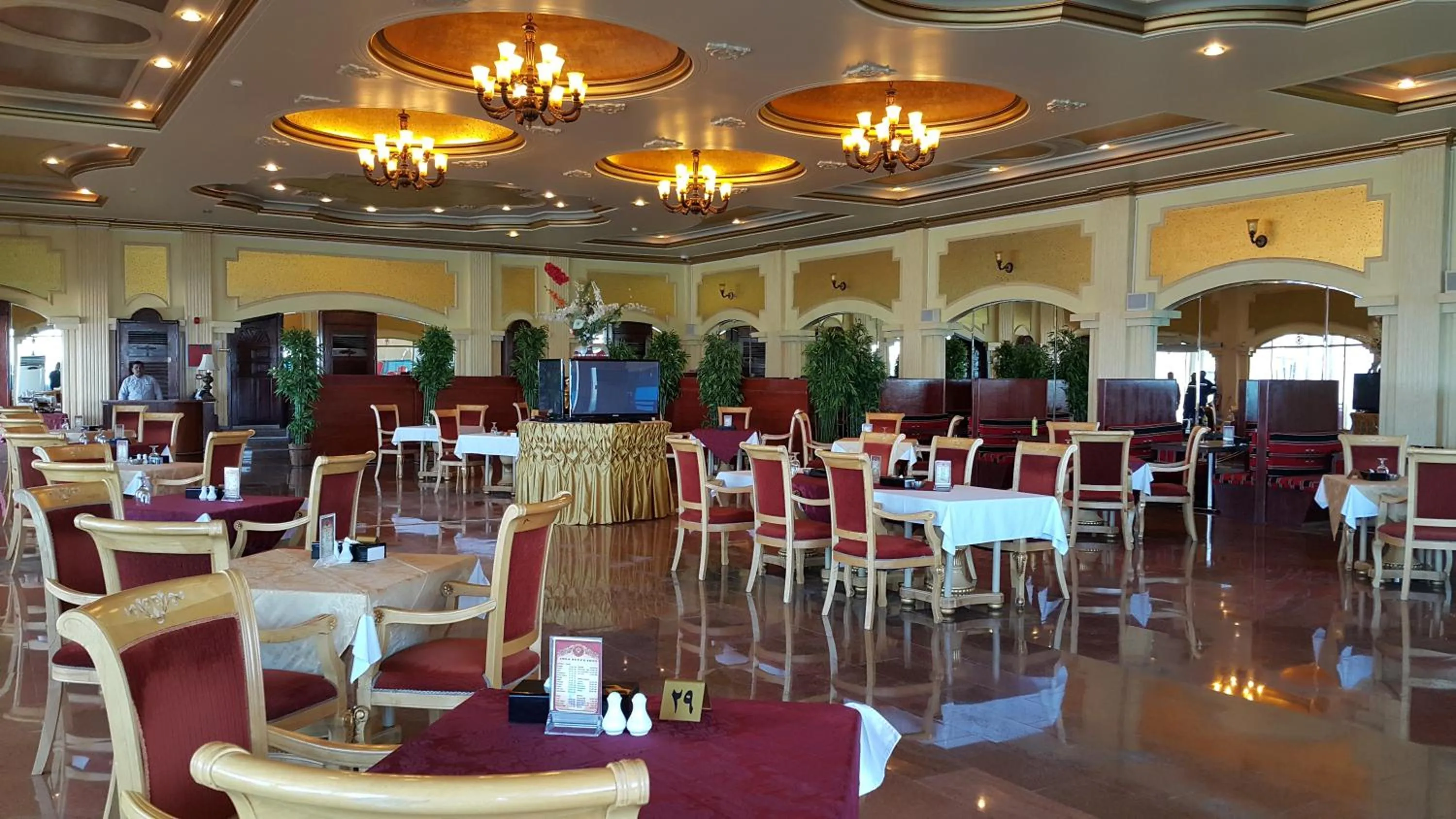 Restaurant/places to eat in Tio Sea Resort