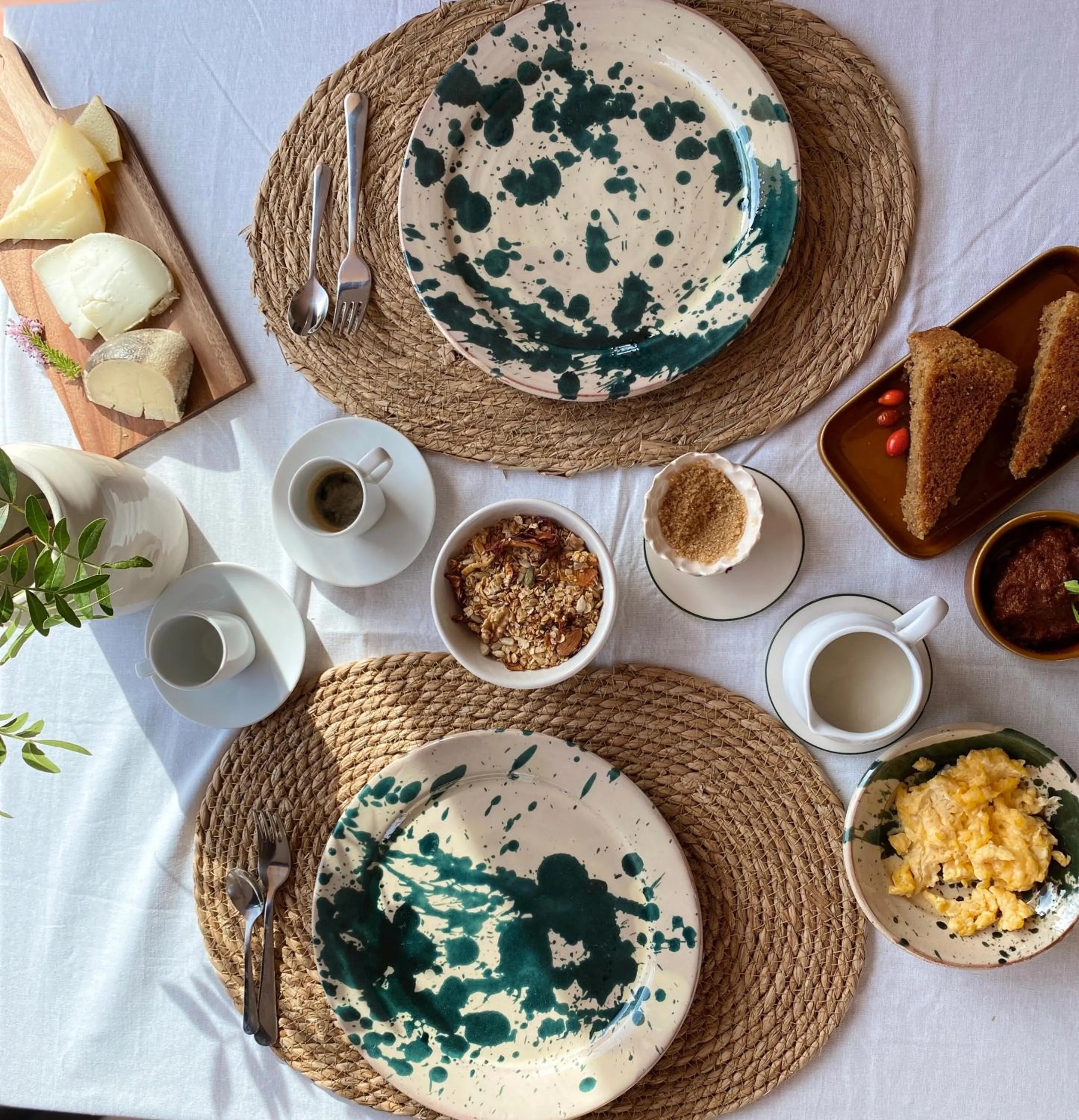 Continental breakfast in Hotel Rural Mas de l'Illa