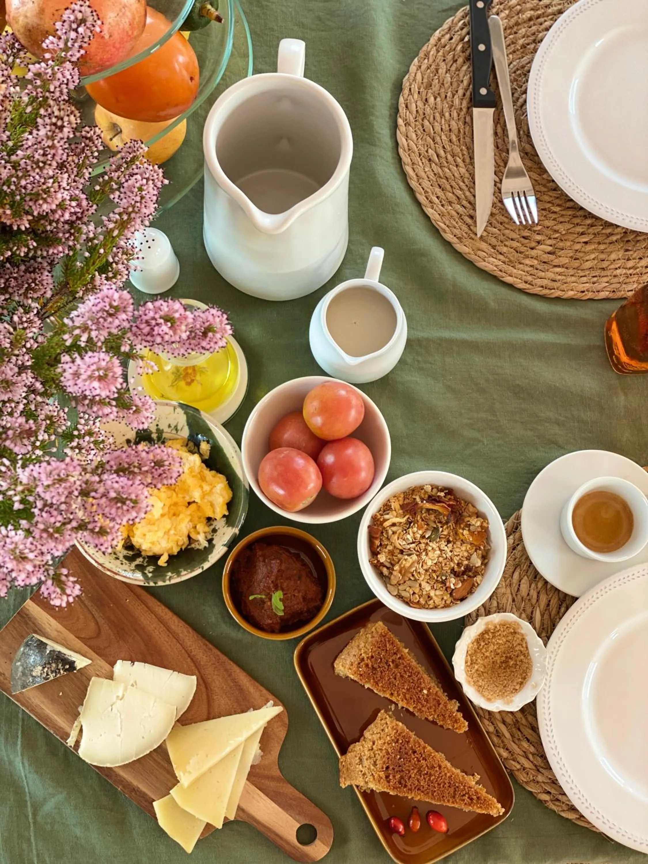 Continental breakfast in Hotel Rural Mas de l'Illa