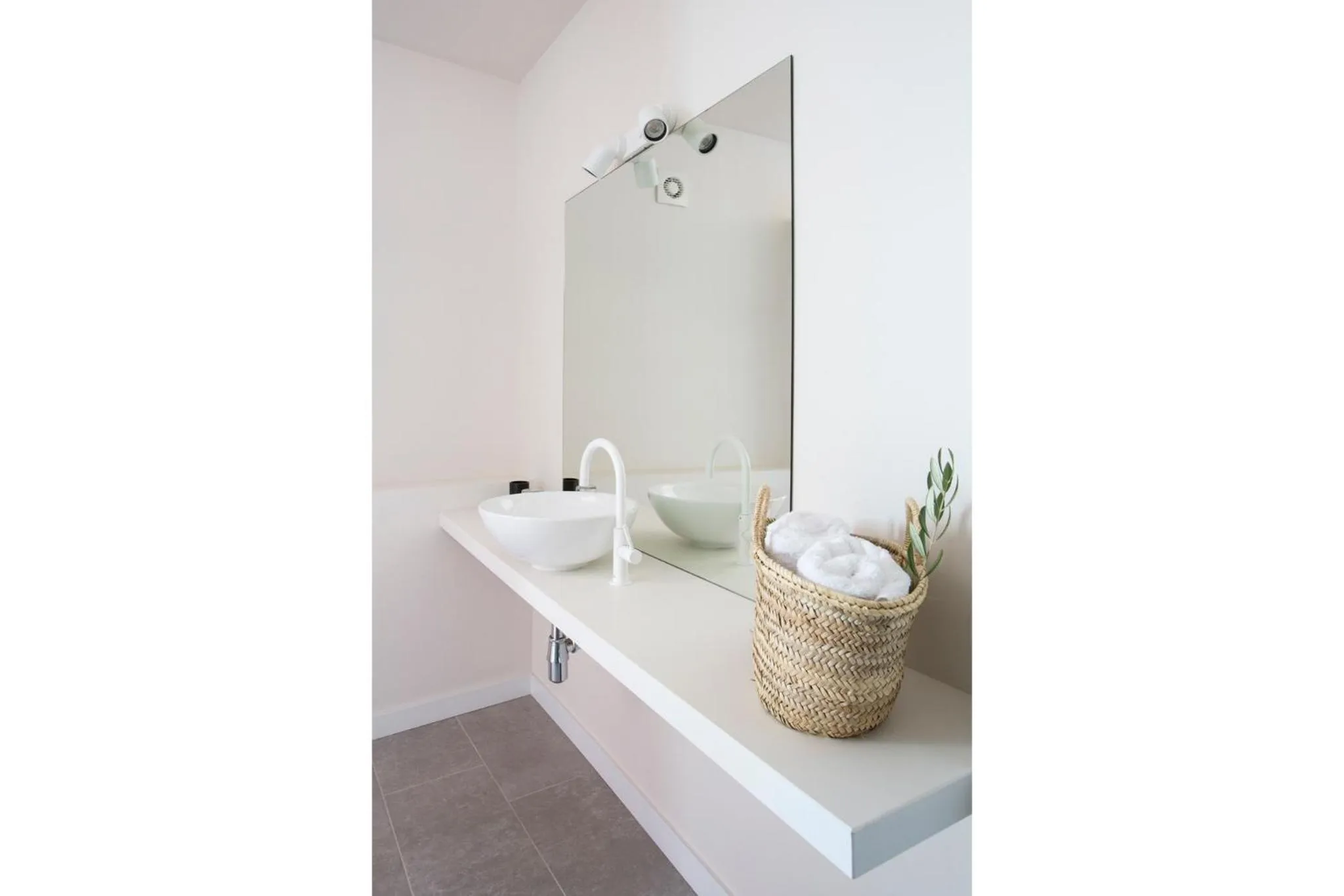 Bathroom in Hotel Rural Mas de l'Illa