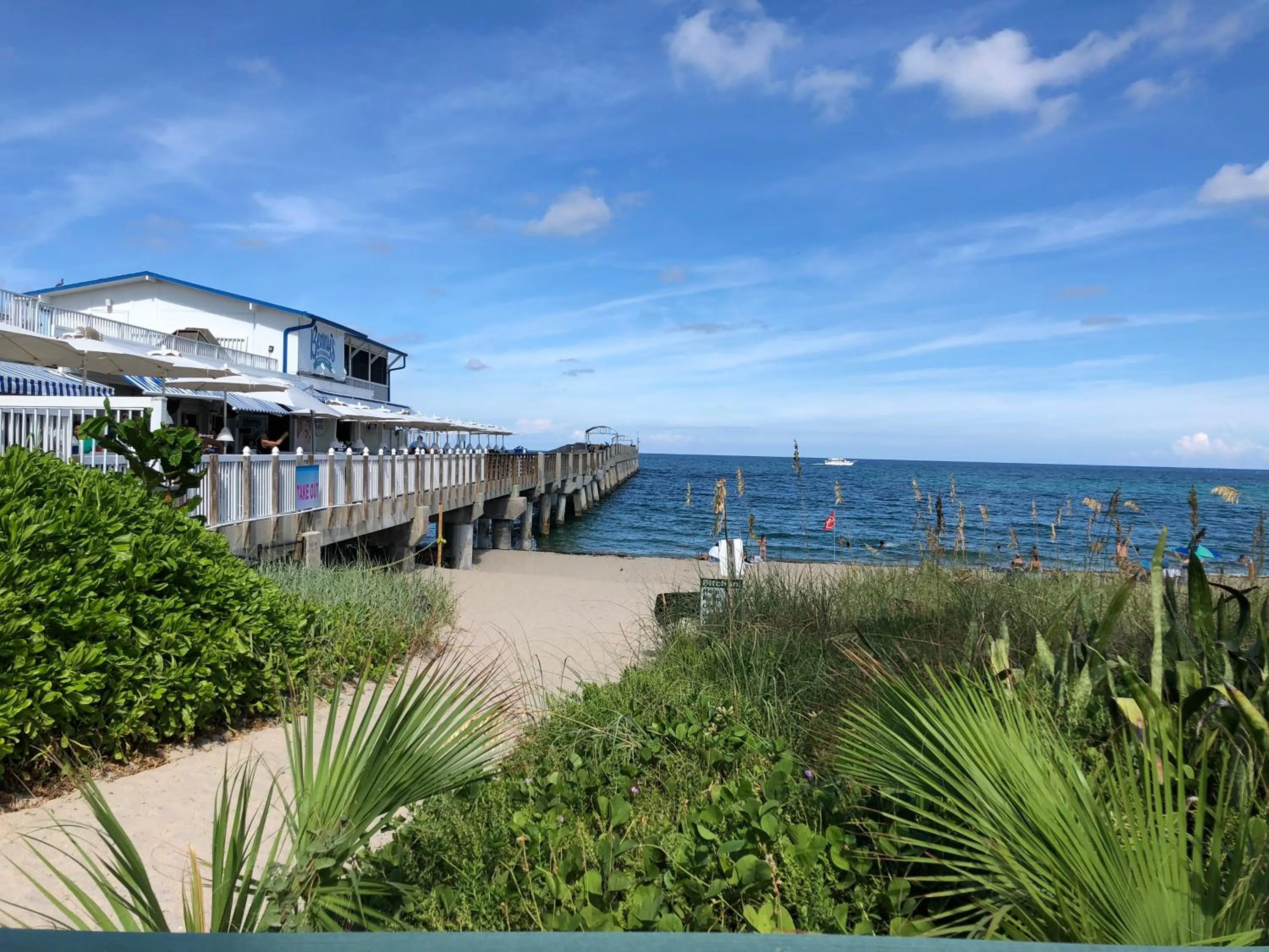 Beach in Mango Beach House