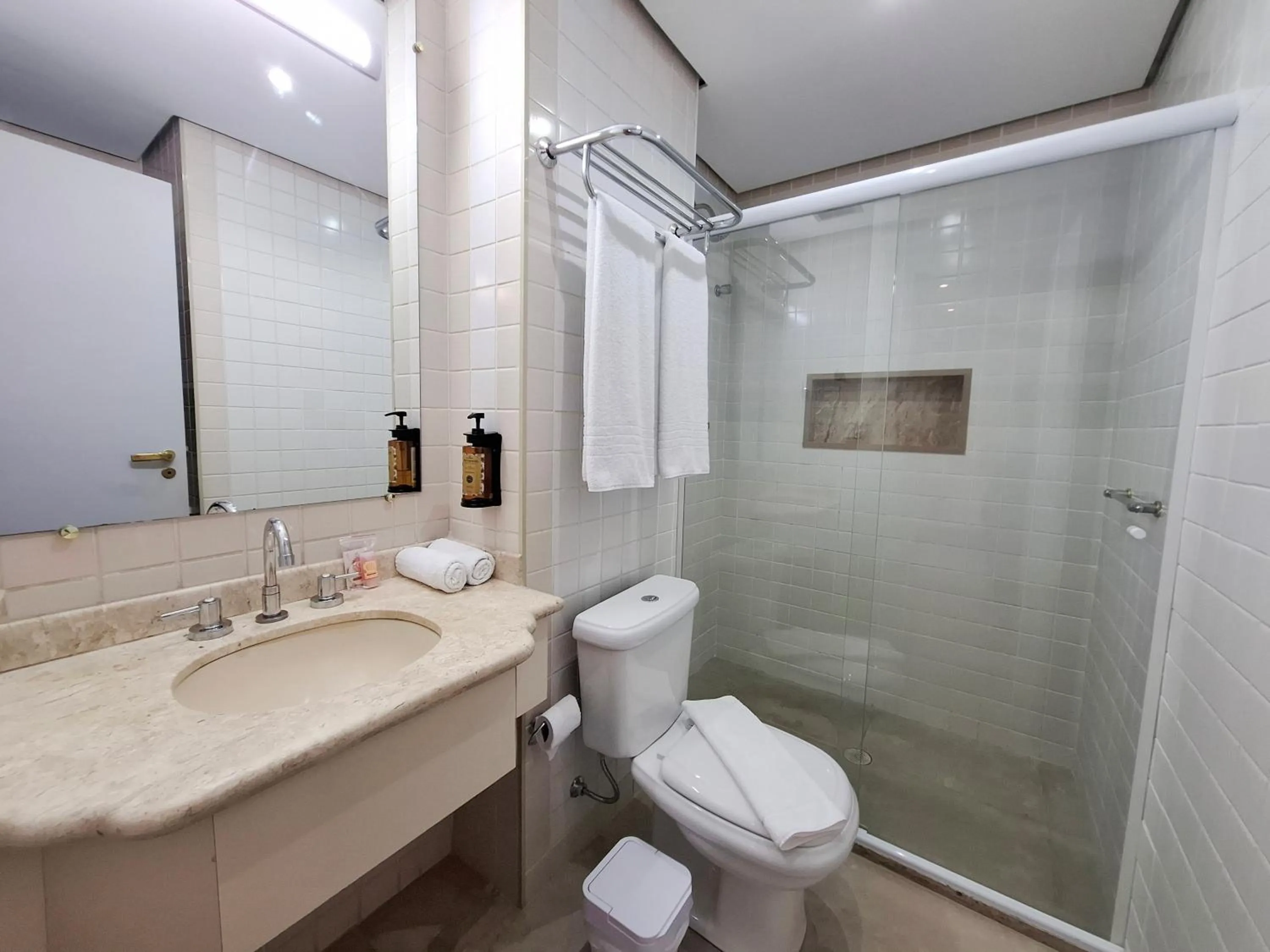 Bathroom in Lindo Flat REFORMADO no coração da Vila Olimpia