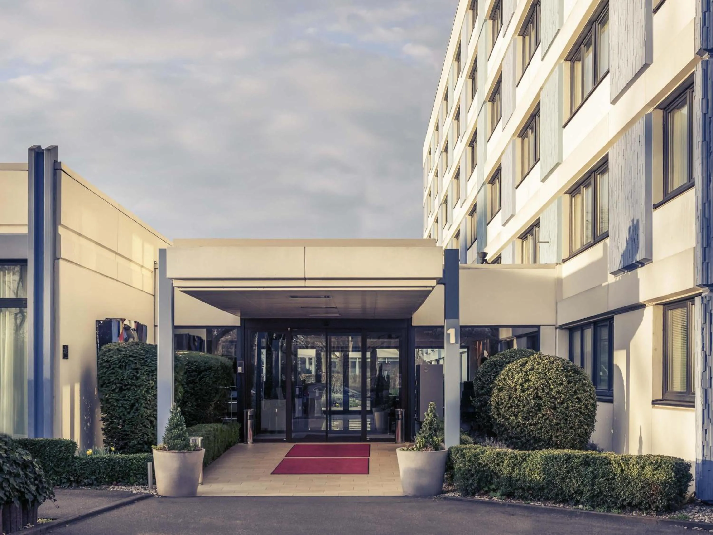 Property building in Mercure Hotel Mannheim am Friedensplatz