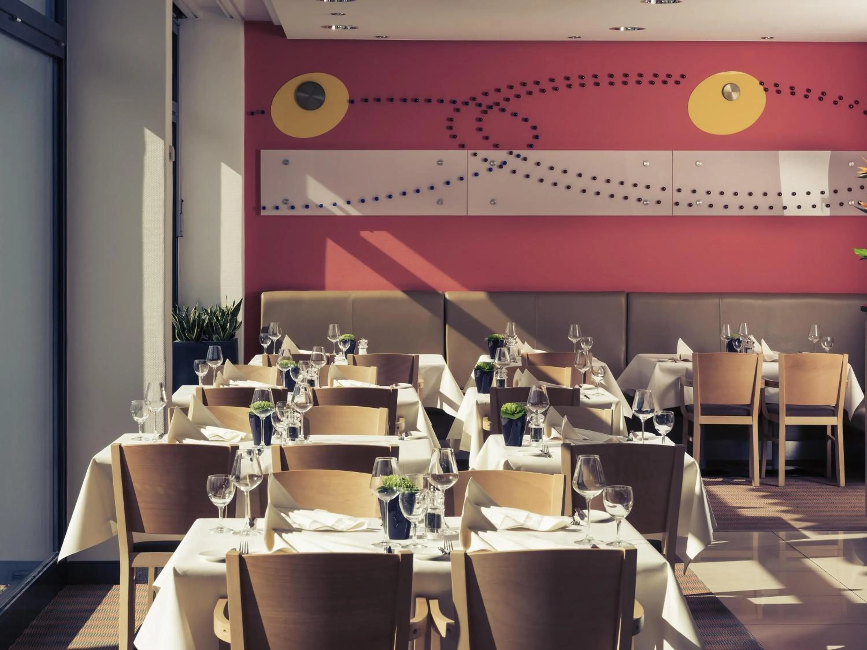 Restaurant/places to eat in Mercure Hotel Mannheim am Friedensplatz