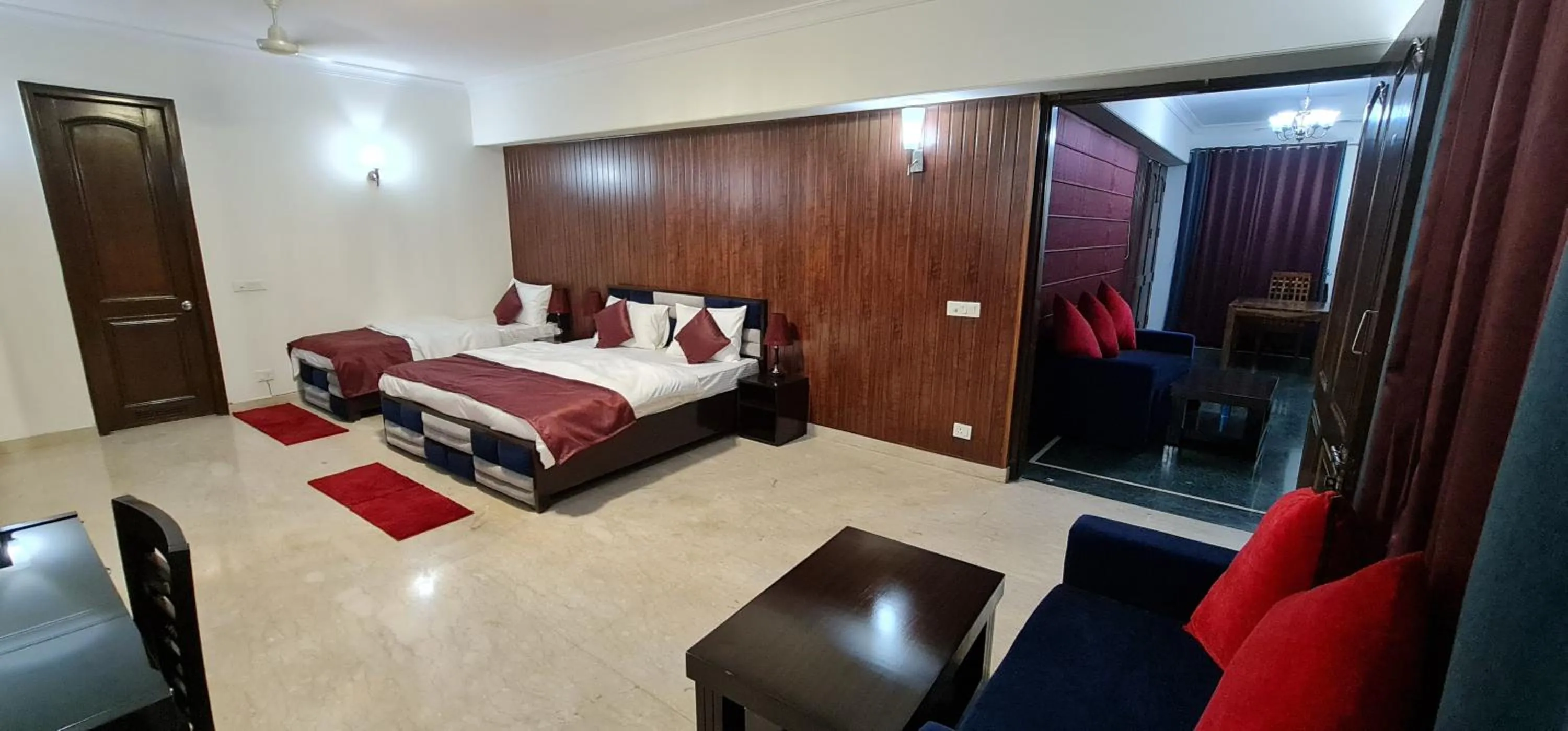 Bed in Nook Inn & Suites - MG ROAD METRO