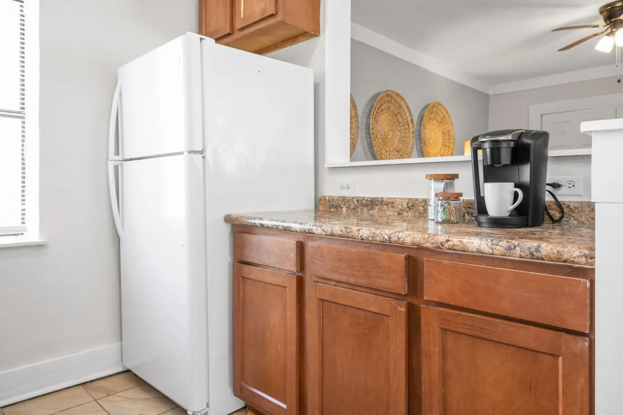 Kitchen or kitchenette in The Flats on Florida St - Super Comfy 2-Bedroom Apartments