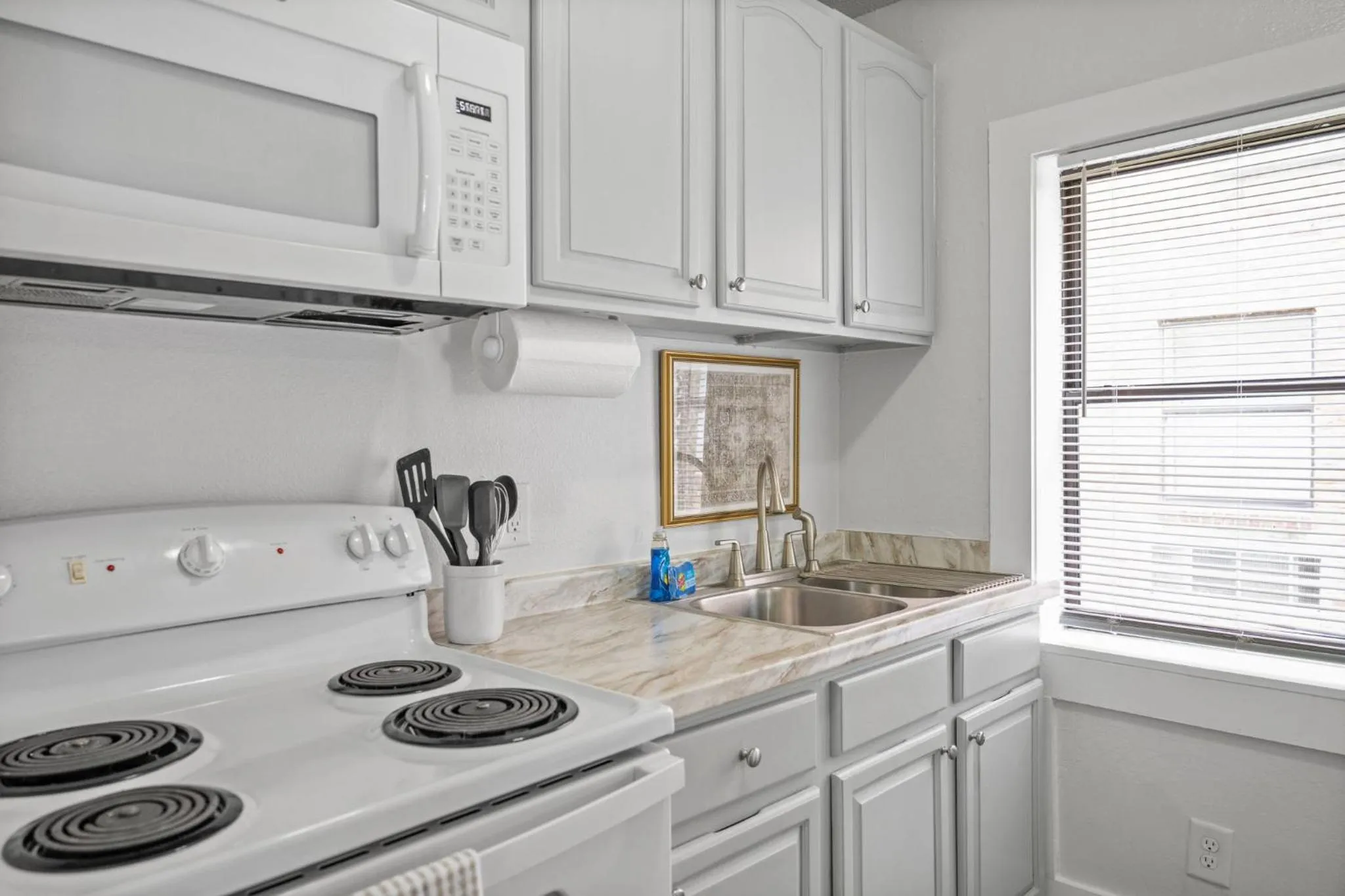 The Flats on Florida St - Super Comfy 2-Bedroom Apartments