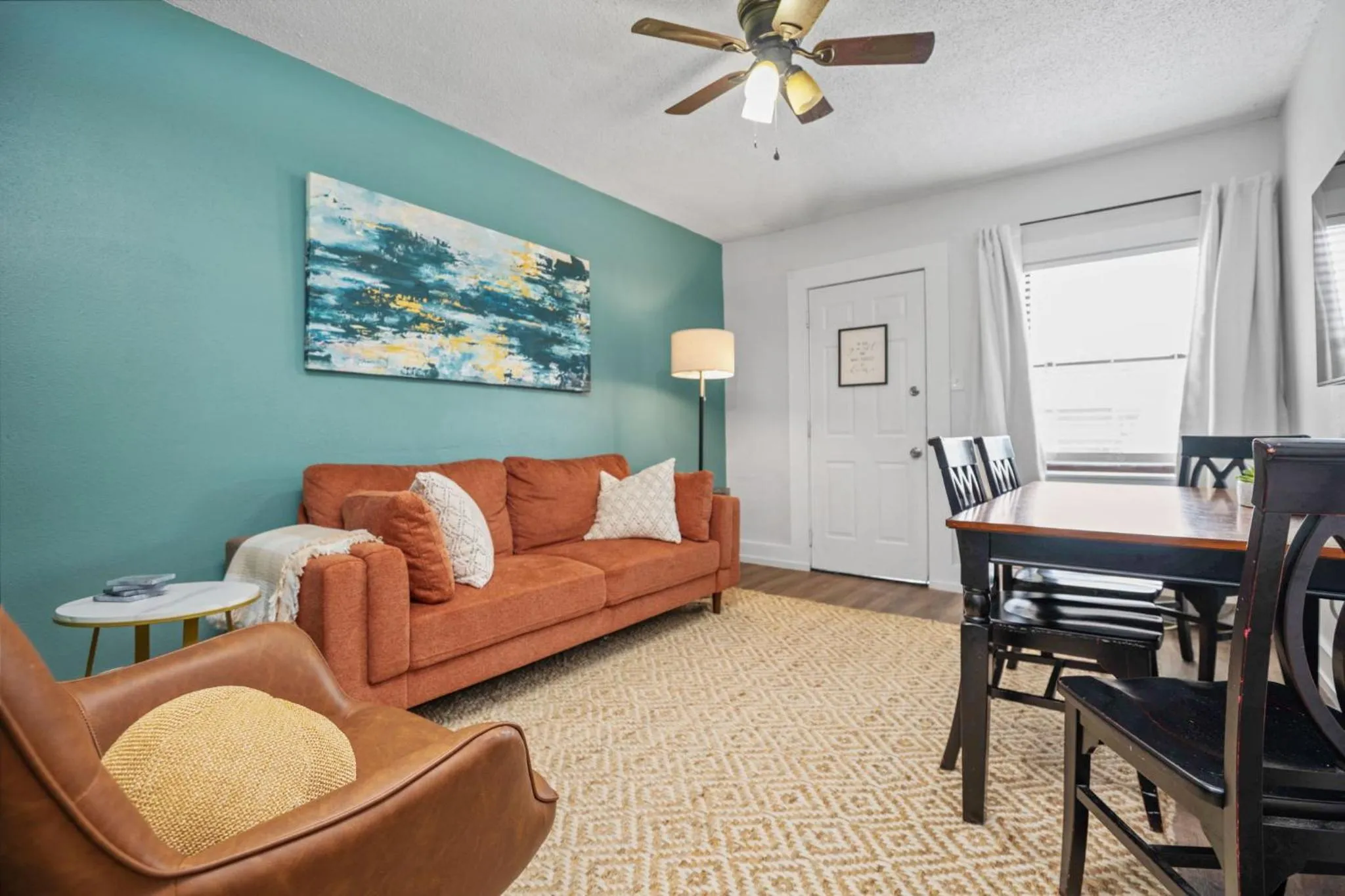 The Flats on Florida St - Super Comfy 2-Bedroom Apartments