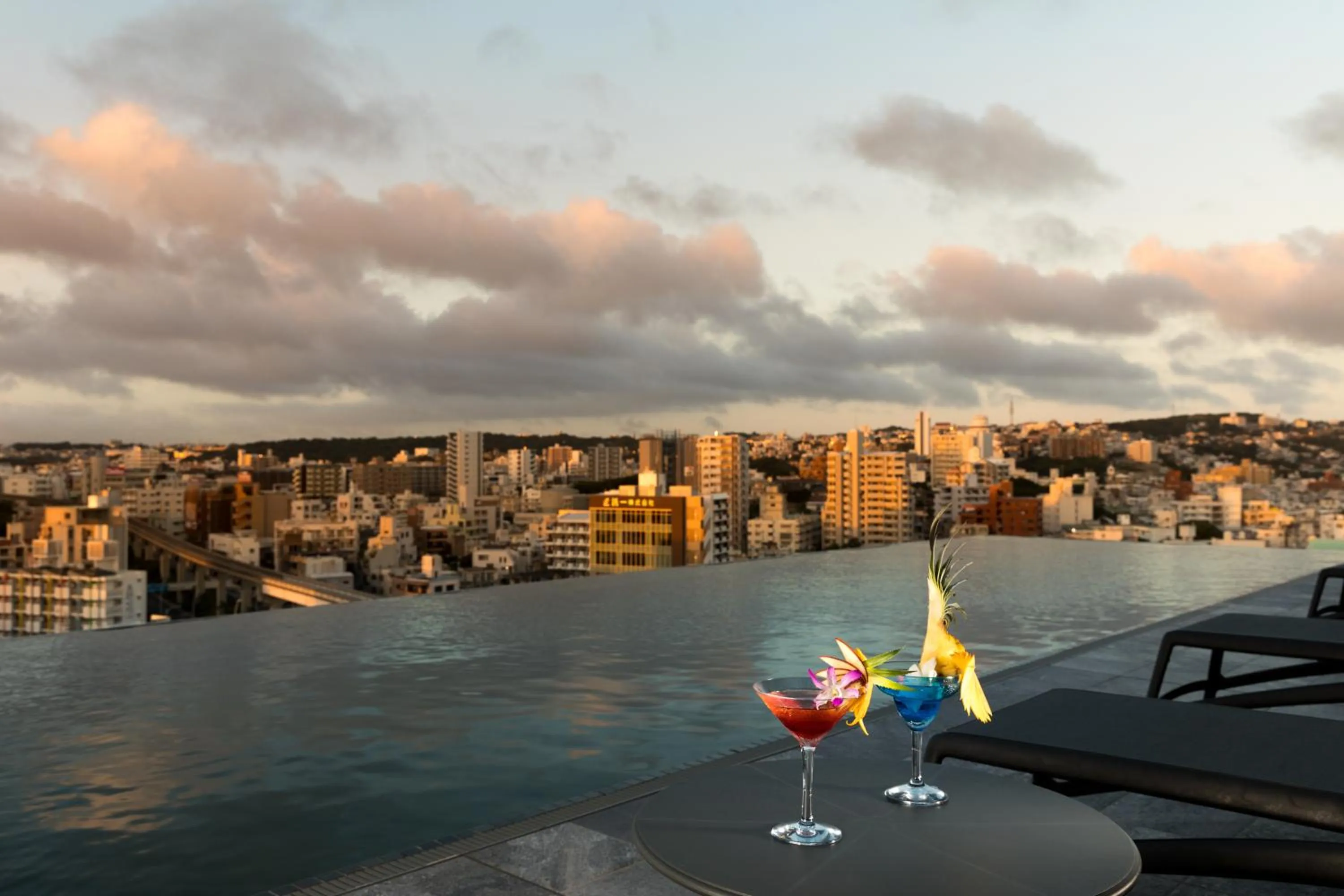 Lounge or bar in Hewitt Resort Naha