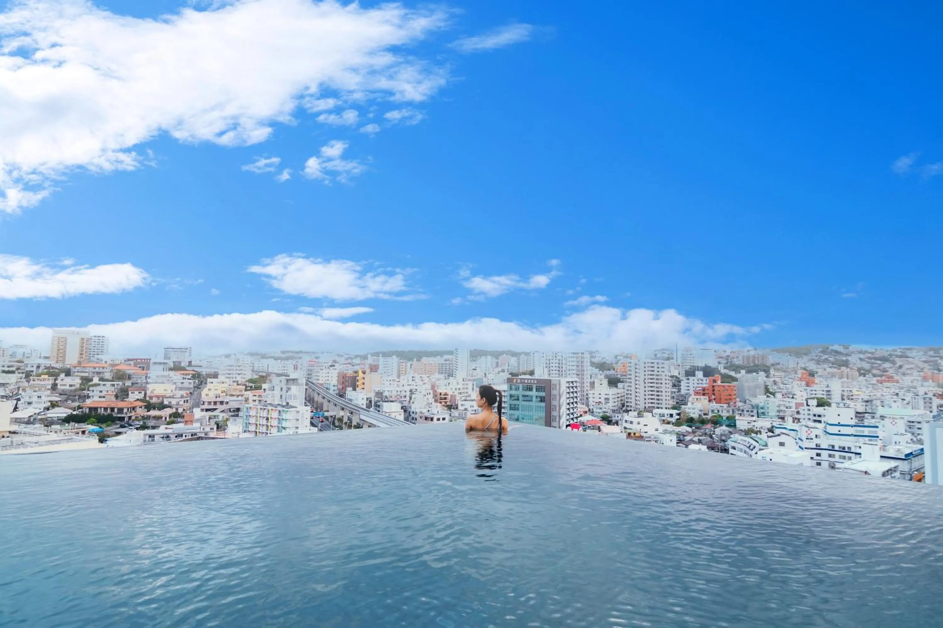Swimming pool in Hewitt Resort Naha