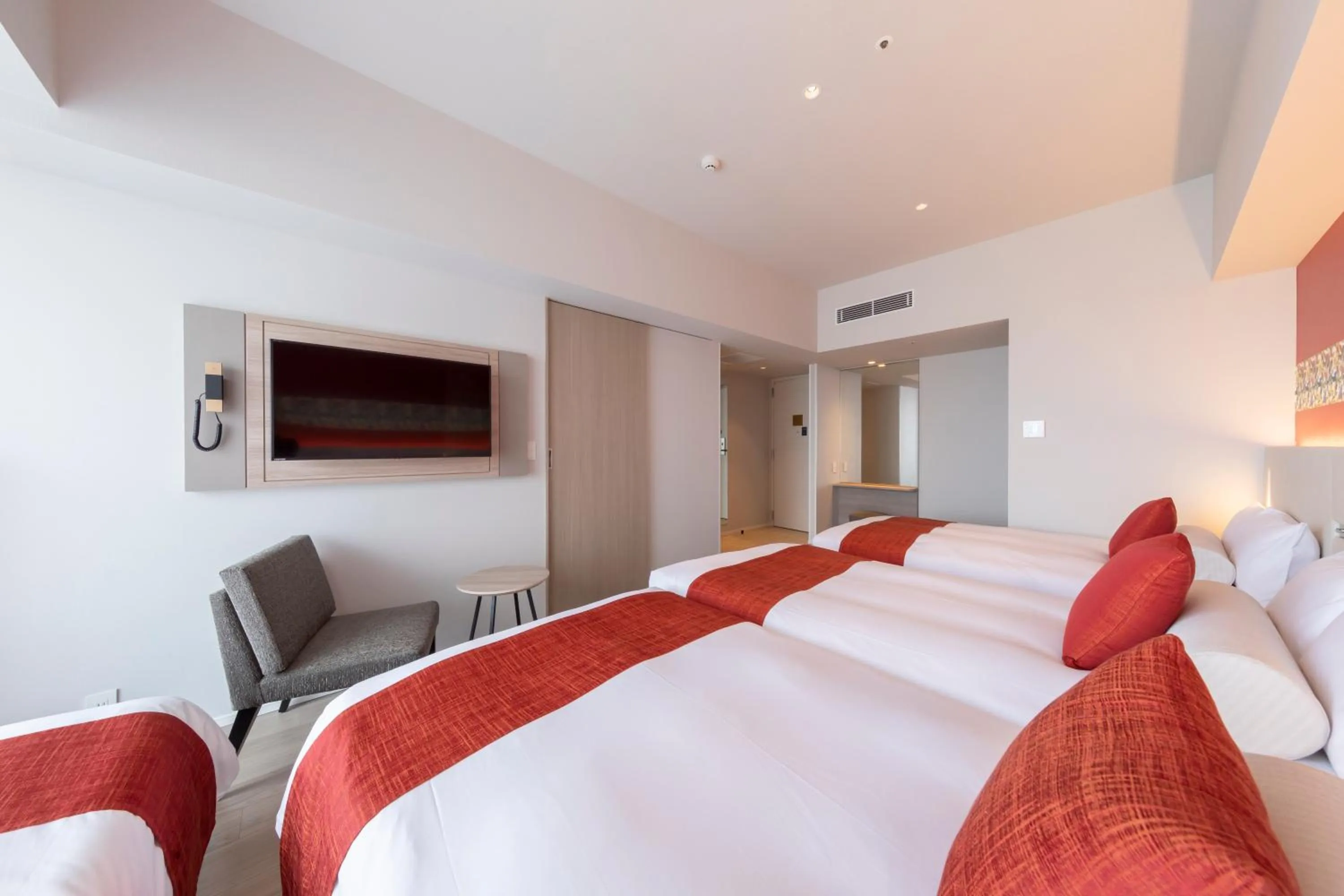 Photo of the whole room, Bed in Hewitt Resort Naha