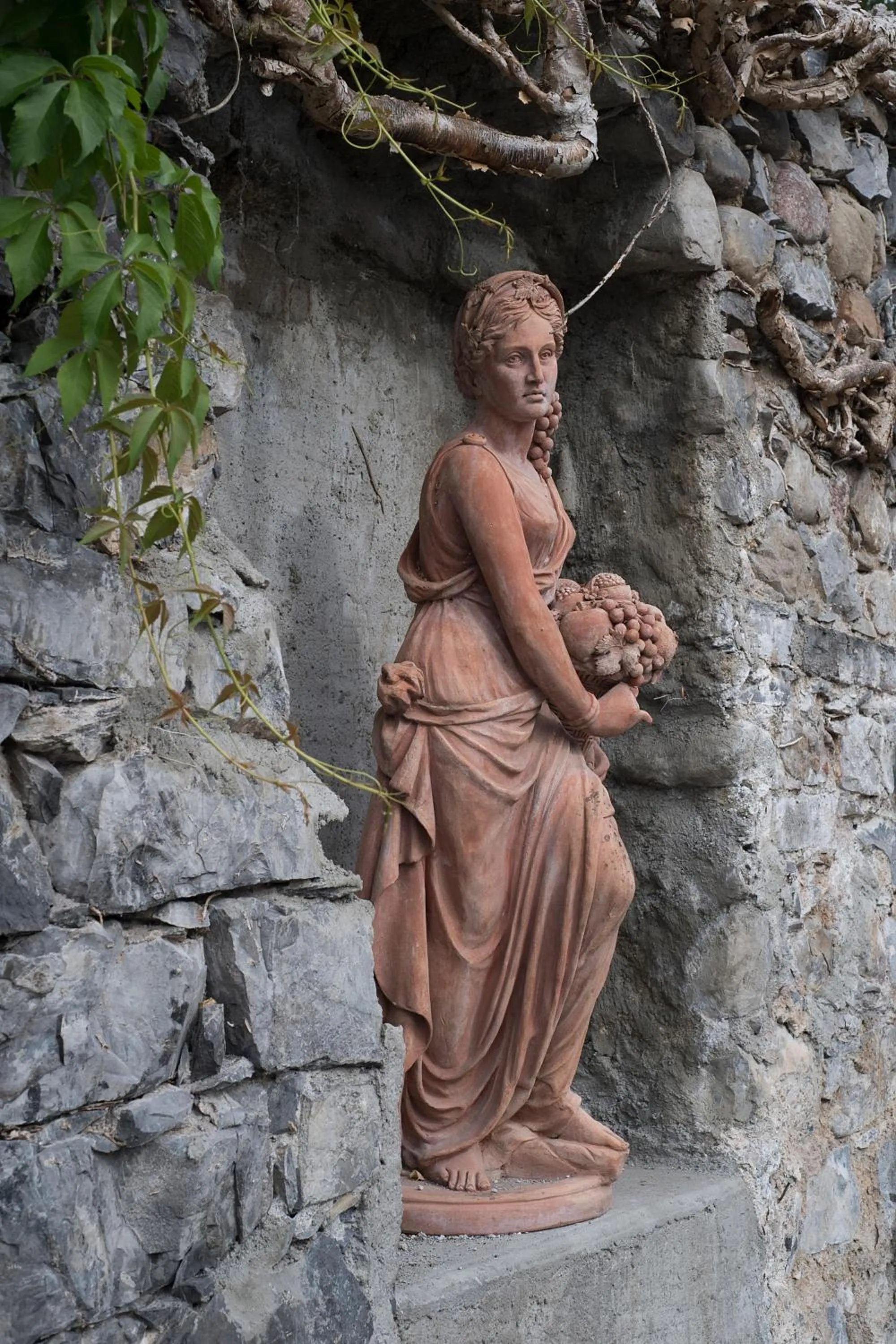 Decorative detail in Italian Lifestyle Hotel & Osteria Chartreuse