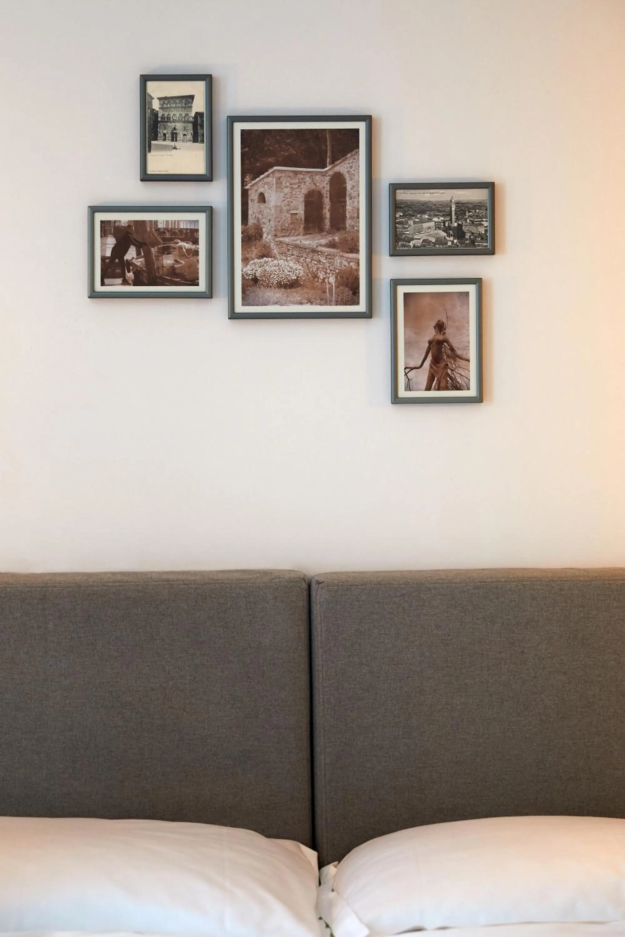 Decorative detail, Bed in Italian Lifestyle Hotel & Osteria Chartreuse