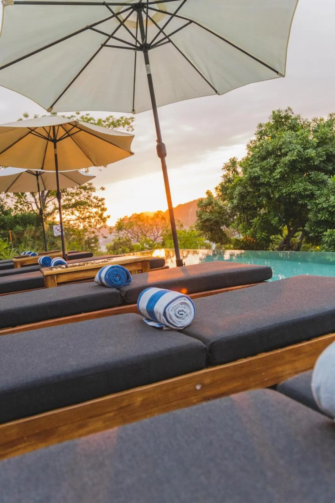 Swimming pool in Casa Mauna Boutique Hotel