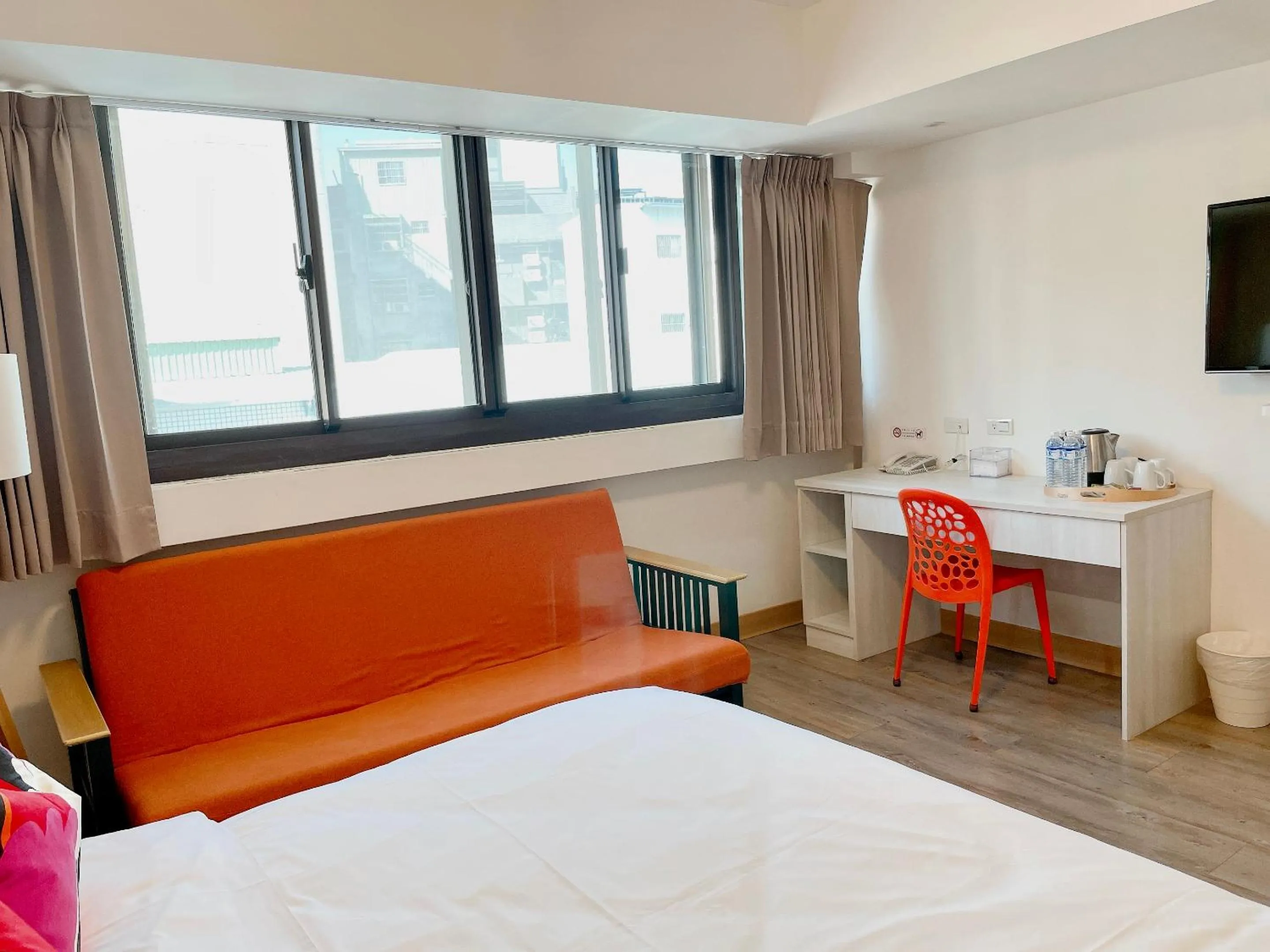 Bed in Hotel Huru House